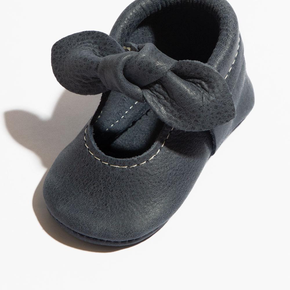 Alta Knotted Bow Baby Shoe - Image 3