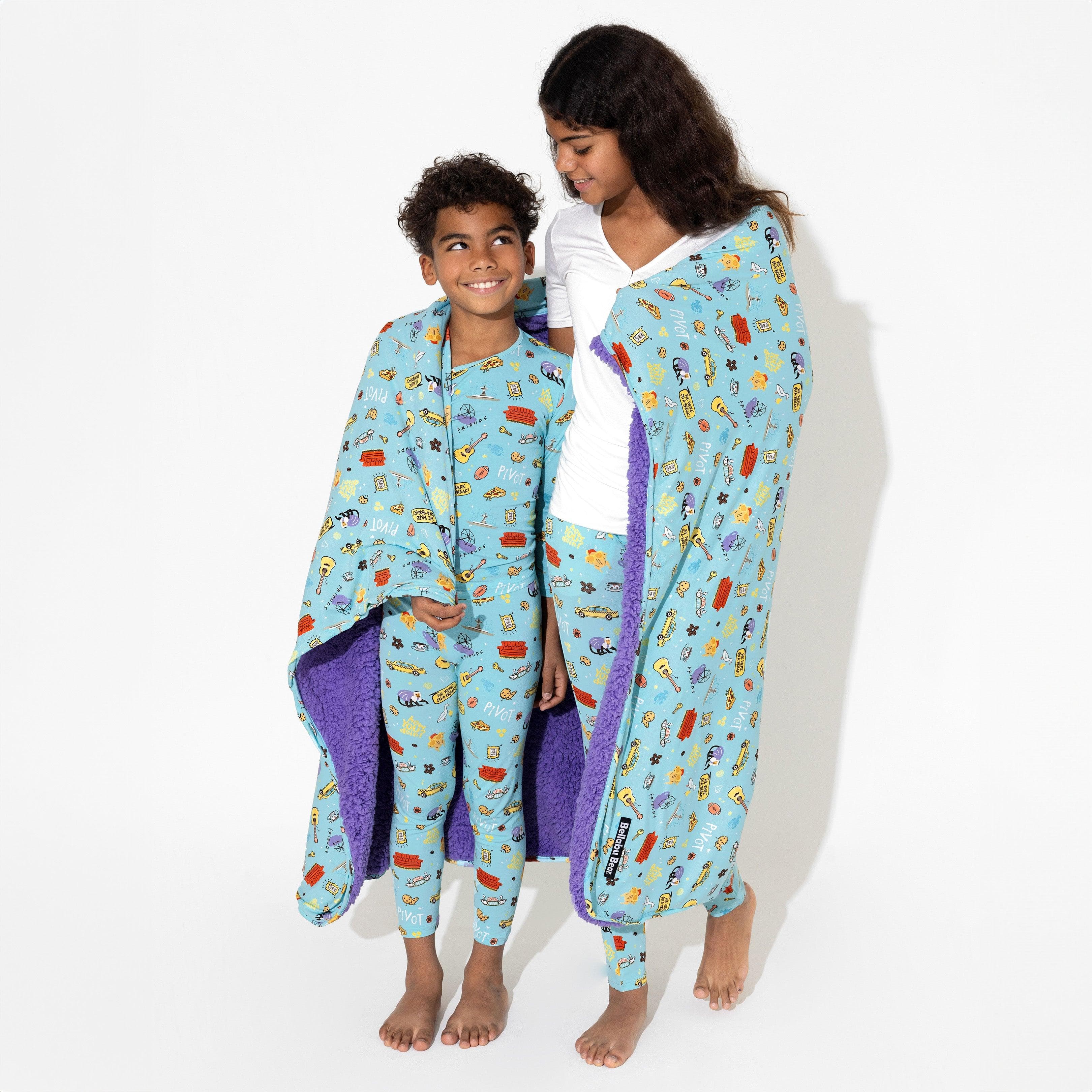 Bamboo Long Sleeve Pajama Set - Friends Central Park - Image 15