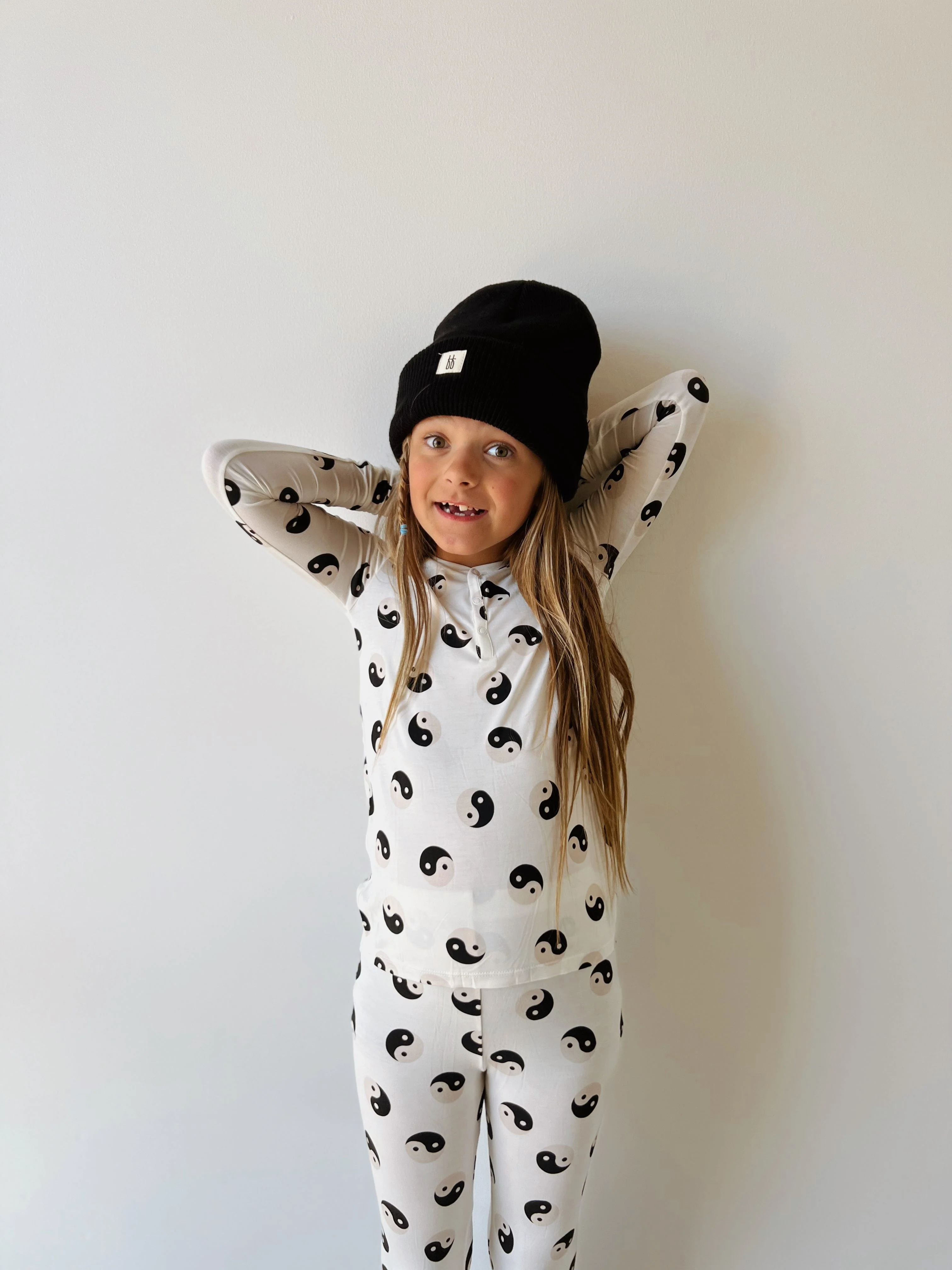 Bamboo Two Piece Pajamas - Black & White Yin Yang - Image 10