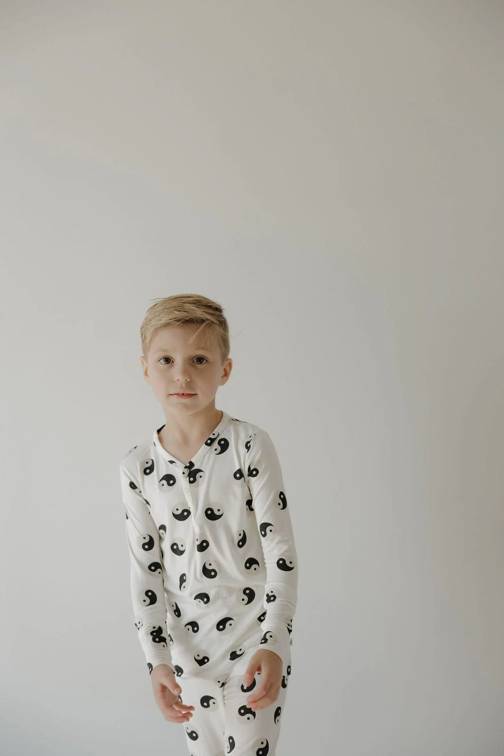 Bamboo Two Piece Pajamas - Black & White Yin Yang - Image 6