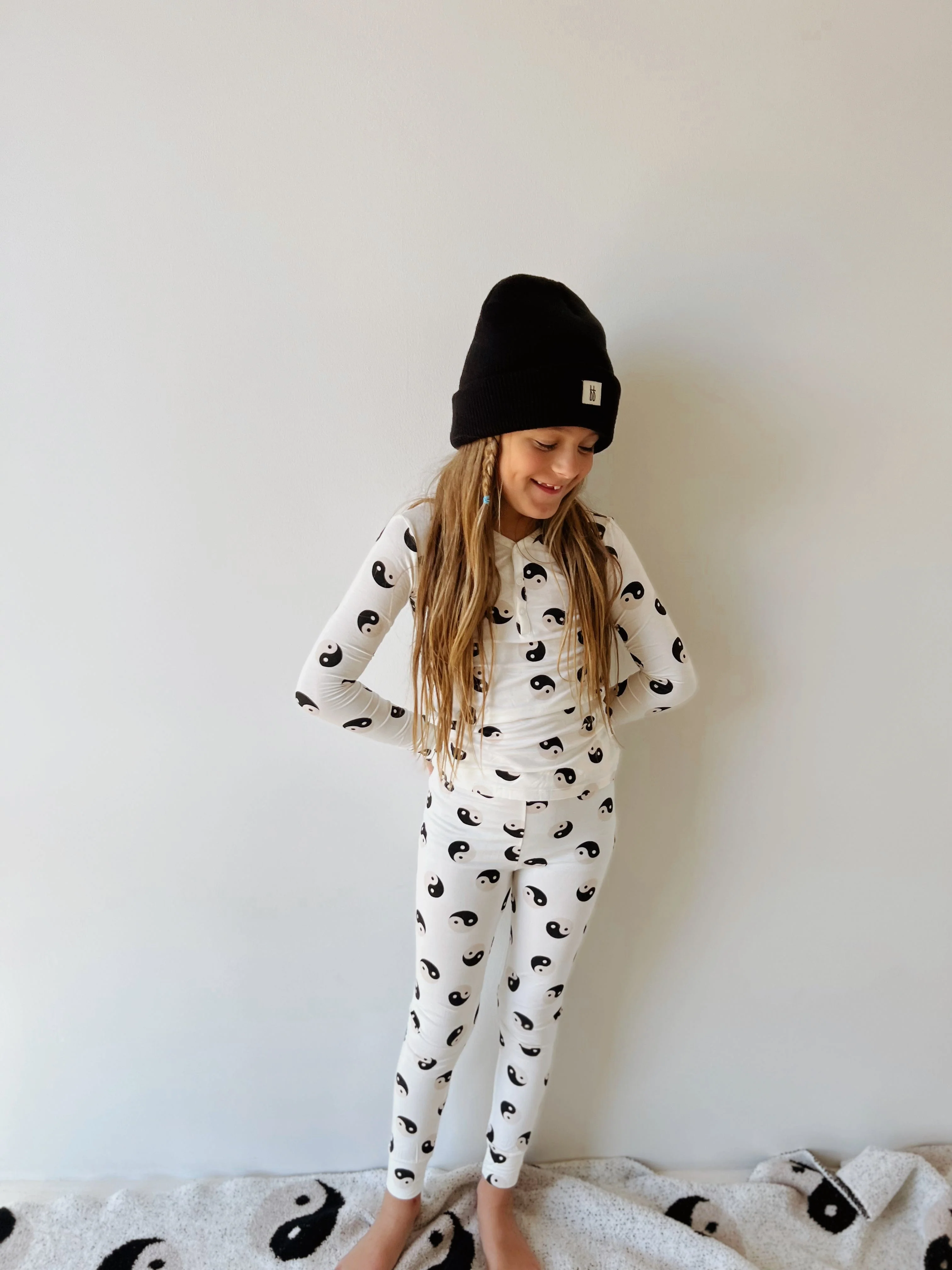 Bamboo Two Piece Pajamas - Black & White Yin Yang - Image 7