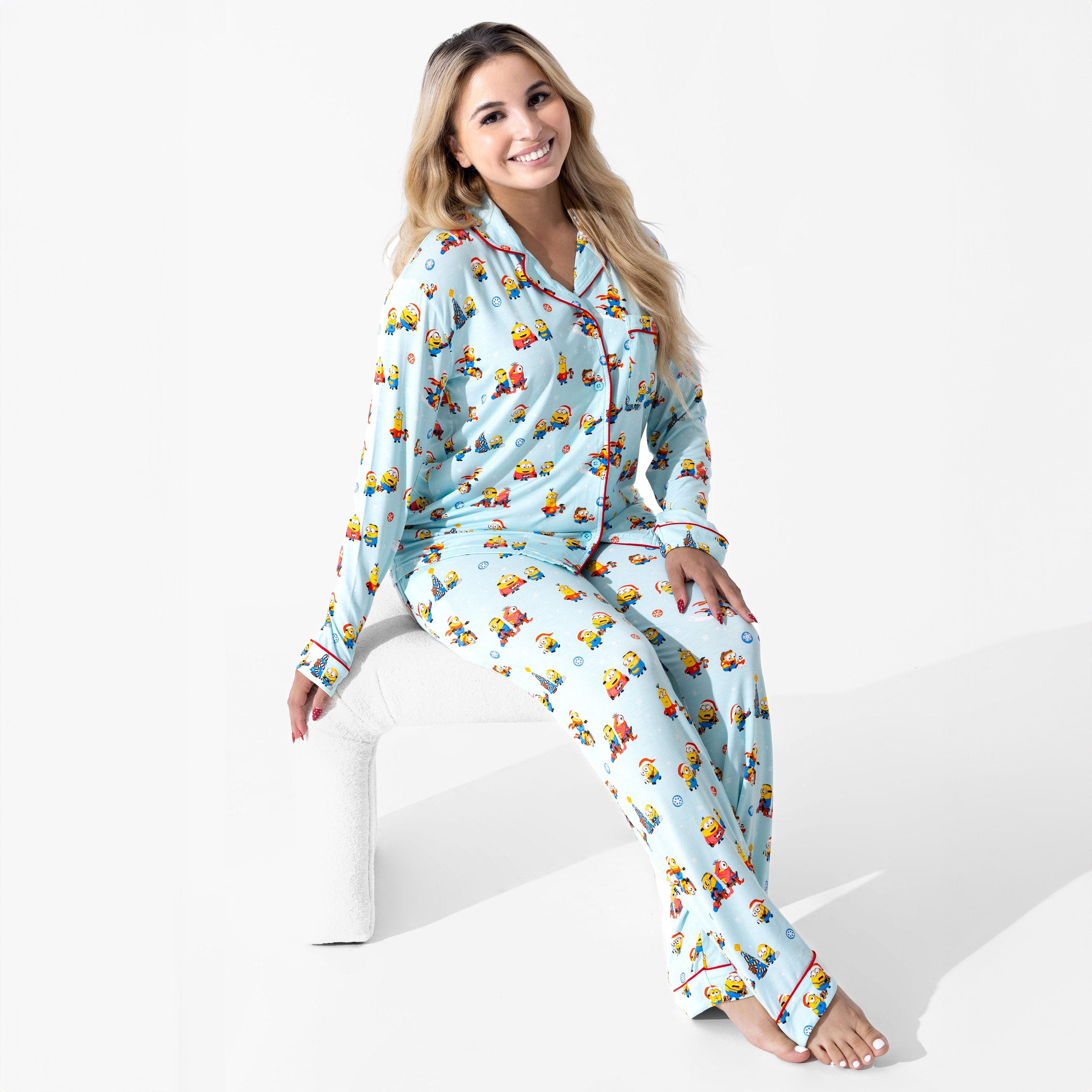 Women's Bamboo Long Sleeve Pajama Set - Merry Minions - Image 3