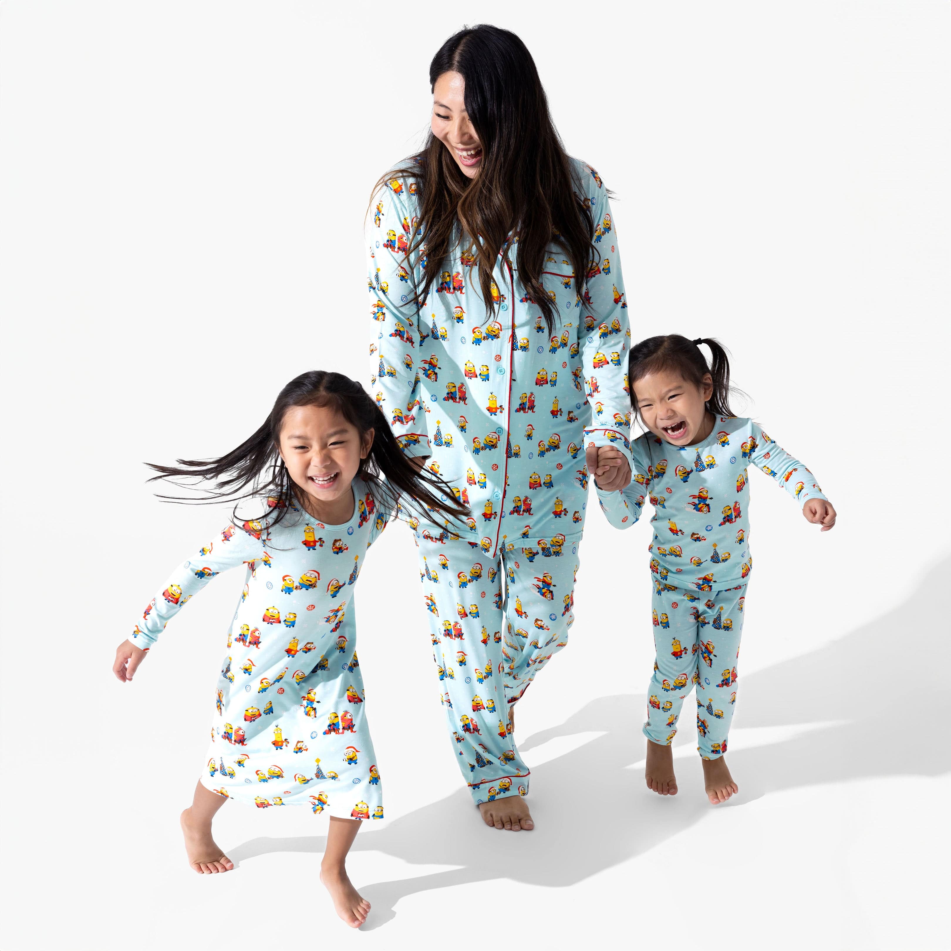 Women's Bamboo Long Sleeve Pajama Set - Merry Minions - Image 5