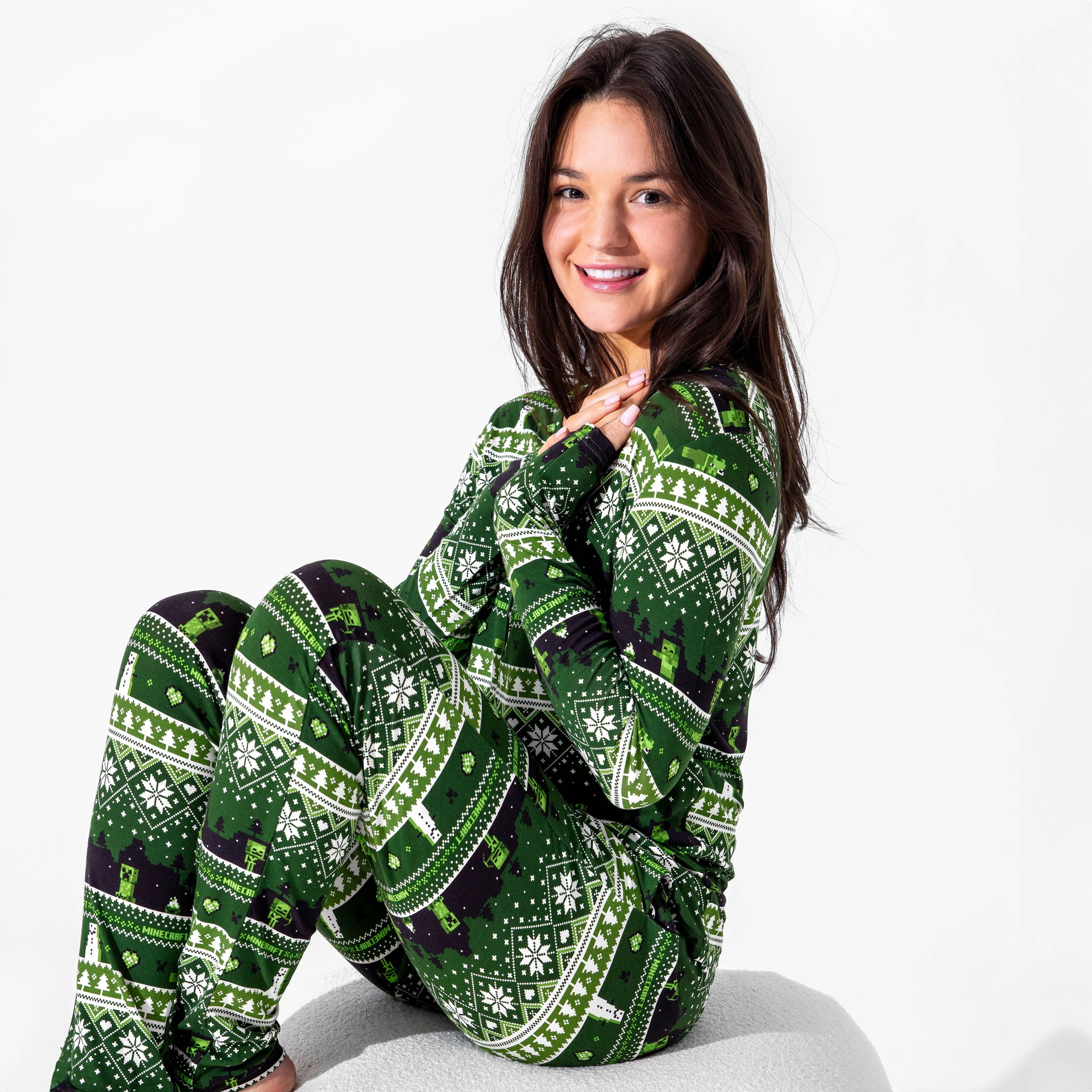 Women's Bamboo Long Sleeve Pajama Set - Minecraft Christmas - Image 4
