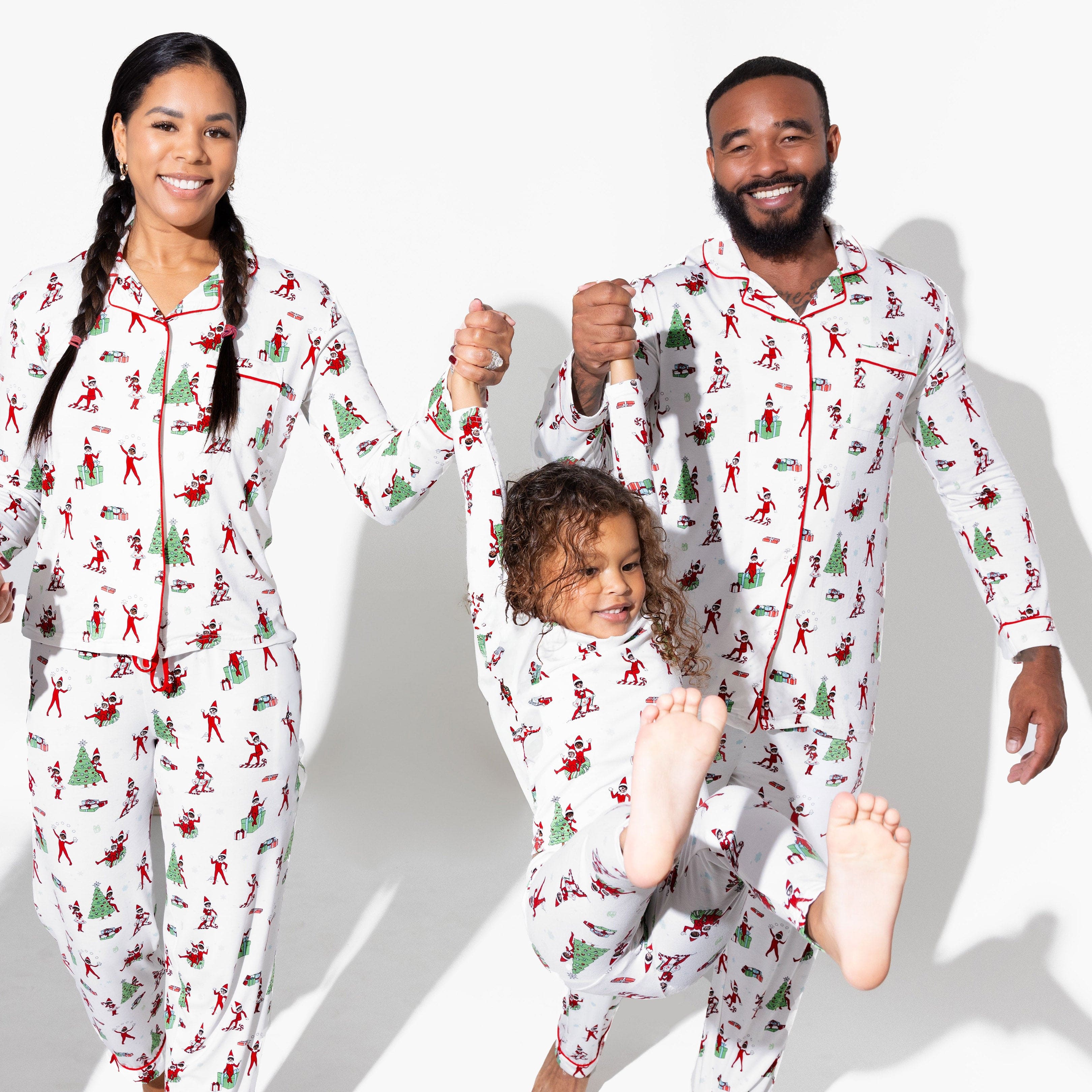 Women's Bamboo Long Sleeve Pajama Set - The Elf On the Shelf - Image 4
