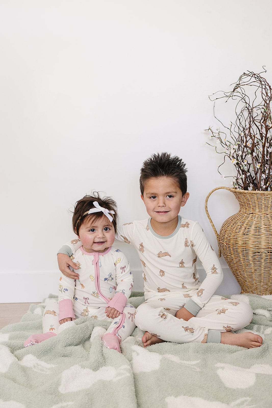 Bunny Ribbed Bamboo Cozy Set - Image 3