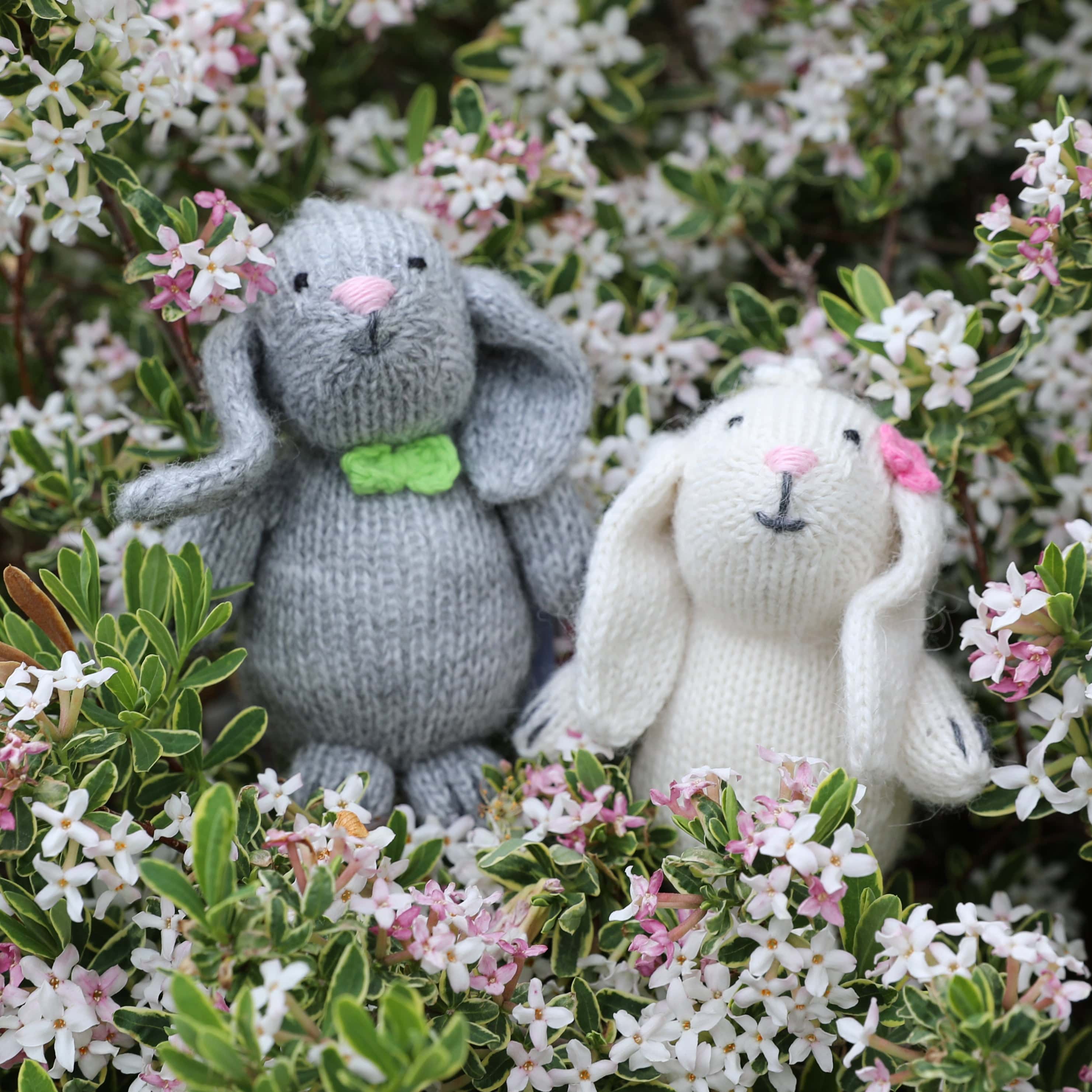 Bunny with Pastel Accessory Ornament - Set of 6 - Image 4