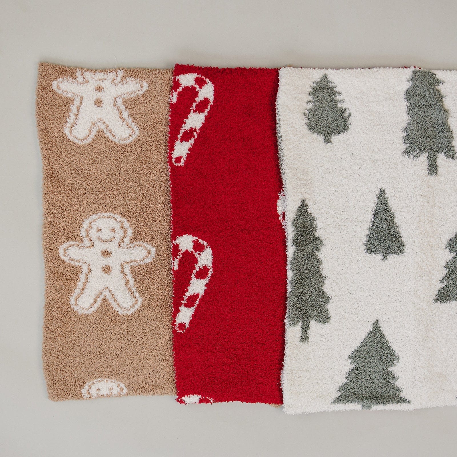 Candy Cane Plush Blanket - Image 6