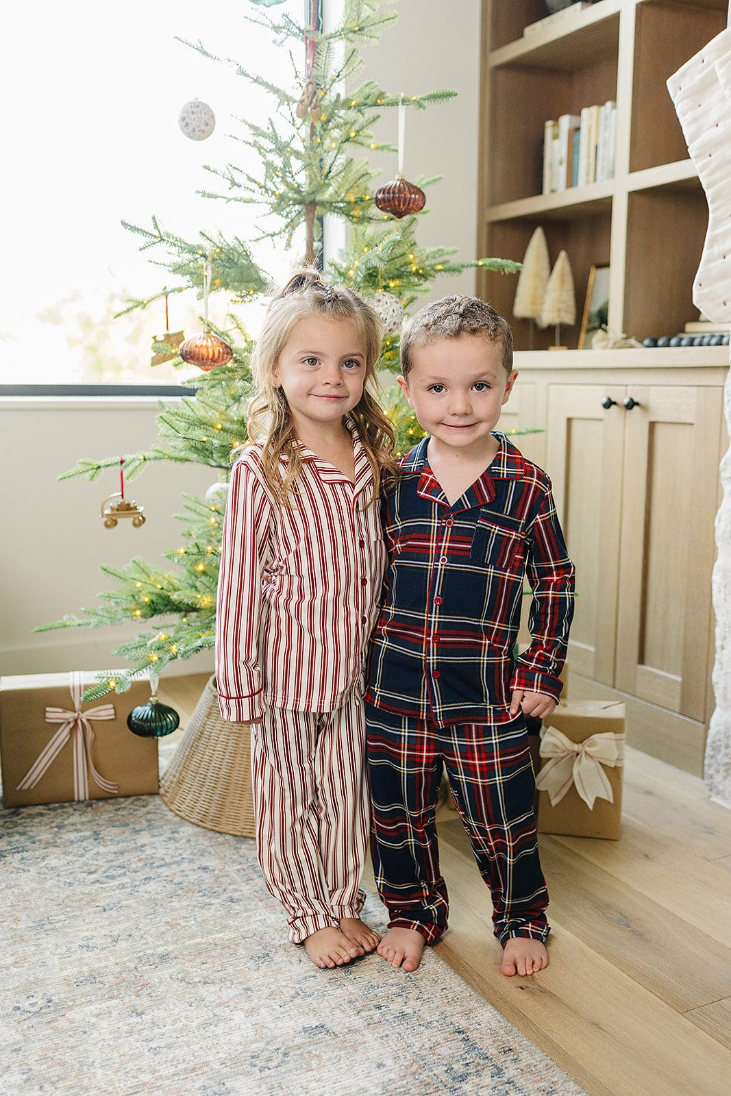 Christmas Plaid Collared Pajama Set - Image 5
