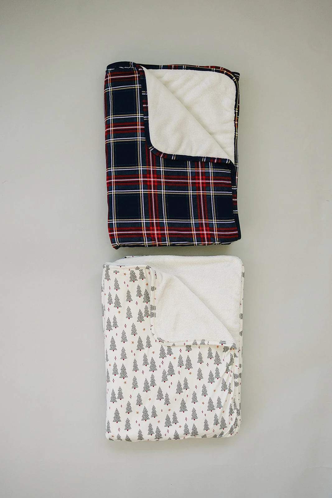 Christmas Trees Bamboo Fleece Quilt - Image 6