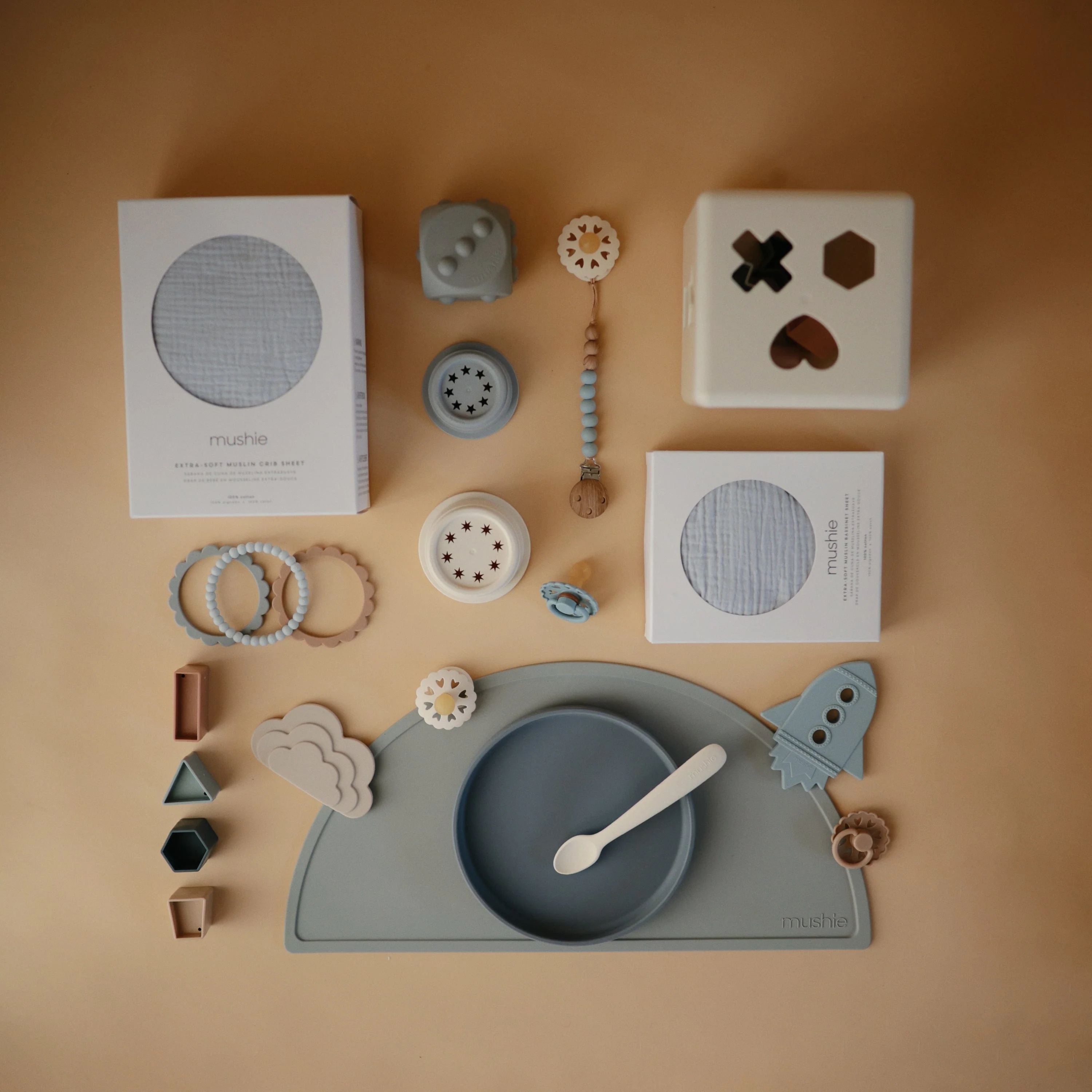 Classic Silicone Suction Plate - Image 43