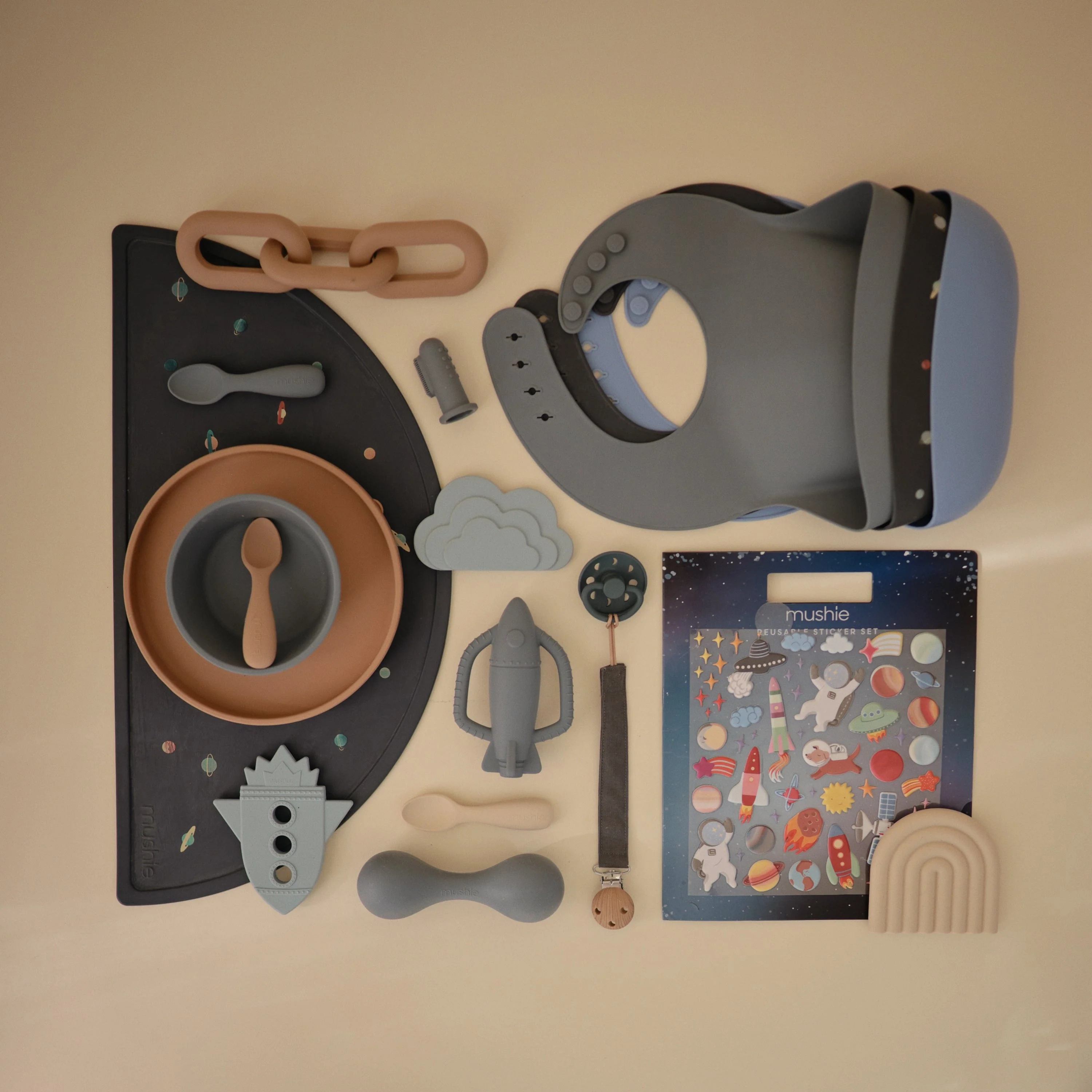 Classic Silicone Suction Plate - Image 45