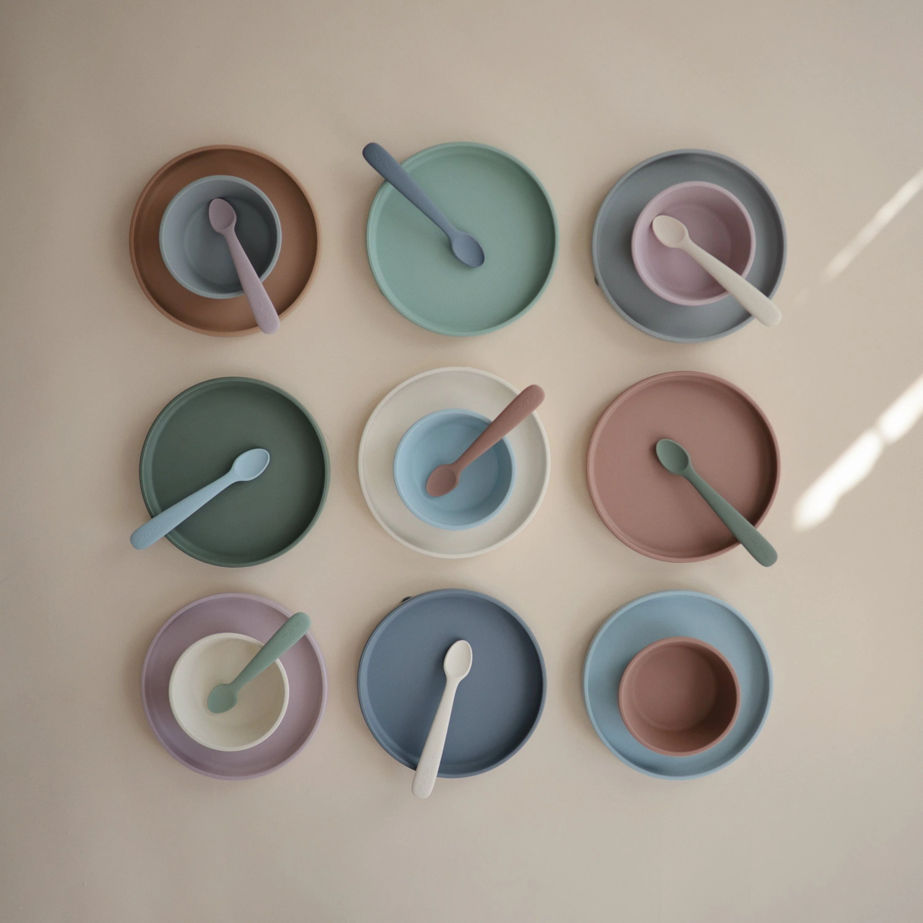 Classic Silicone Suction Plate - Image 56