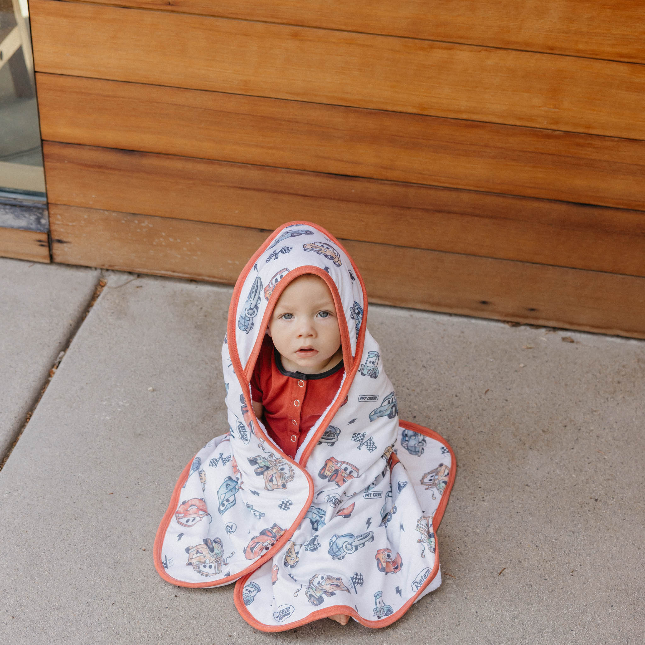 Premium Knit Hooded Towel - Disney Pixar Cars - Image 2