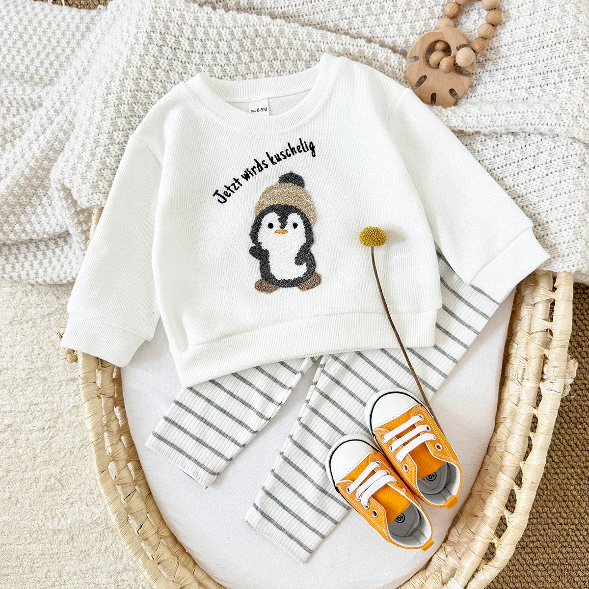 Cute Polar Lounge Set - Image 3