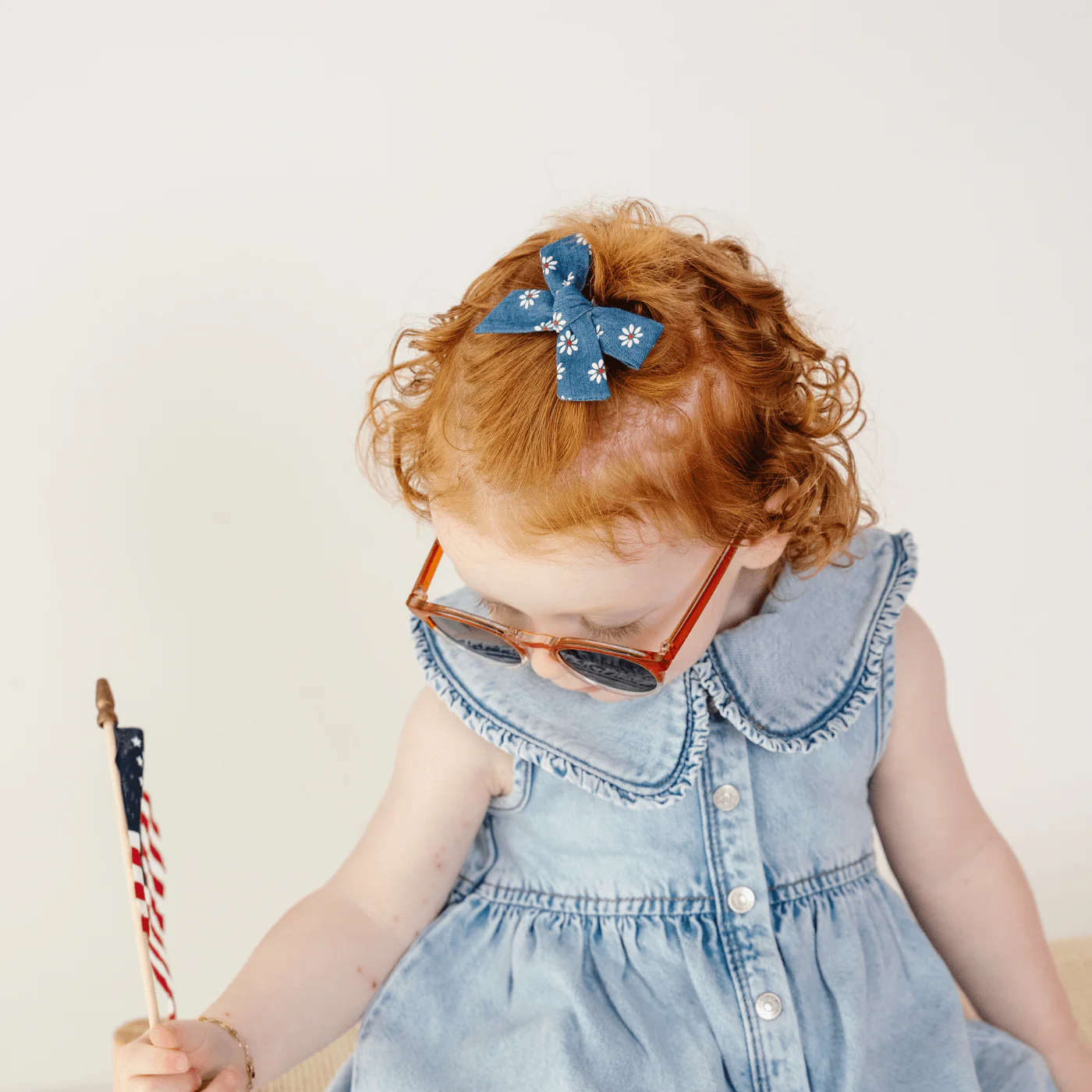 Denim Daisy Bow Clip - Image 3
