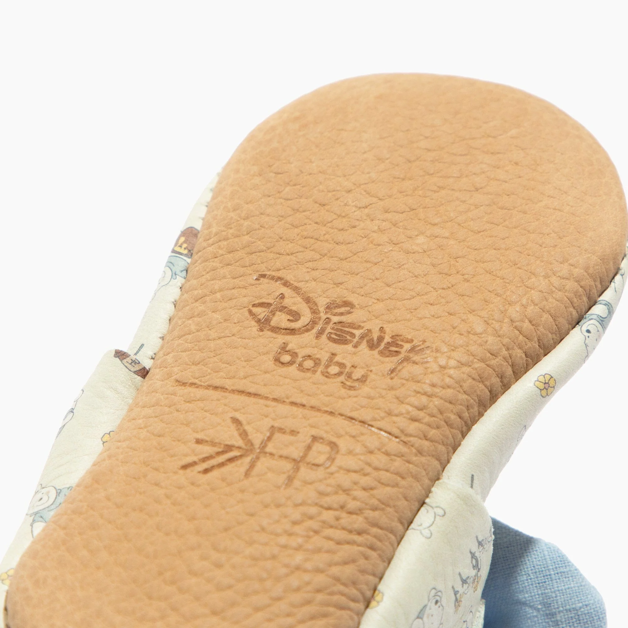 Disney Pooh Bear Linen Knotted Bow Baby Shoe - Image 5