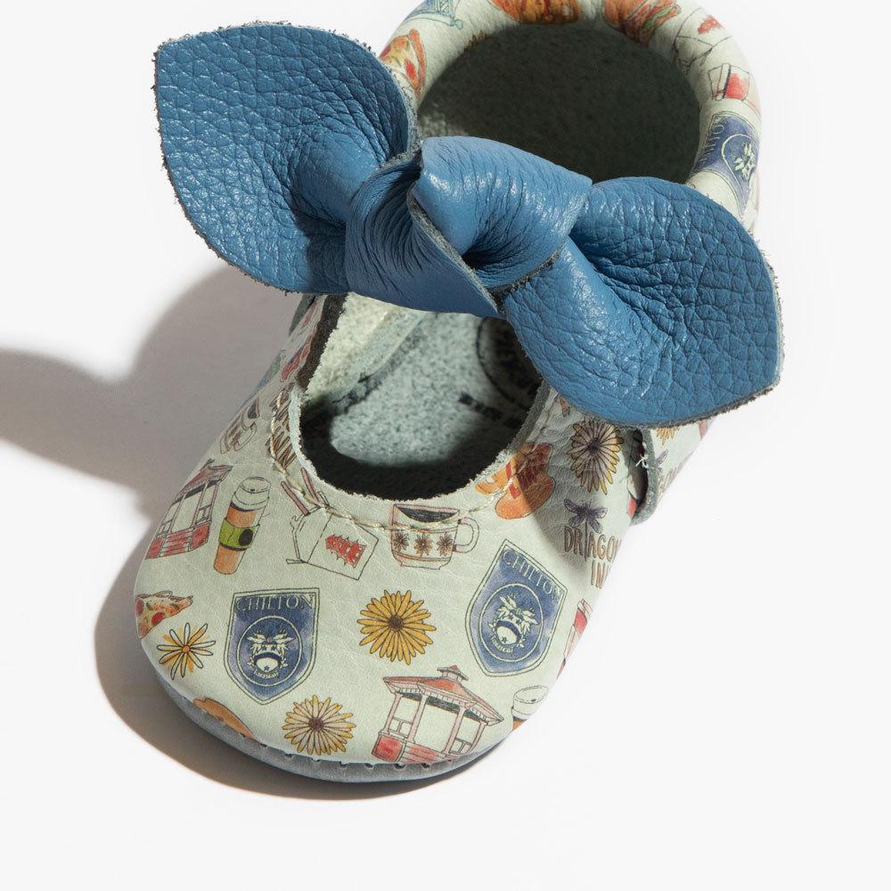 Gilmore Girls Knotted Bow Baby Shoe - Image 2