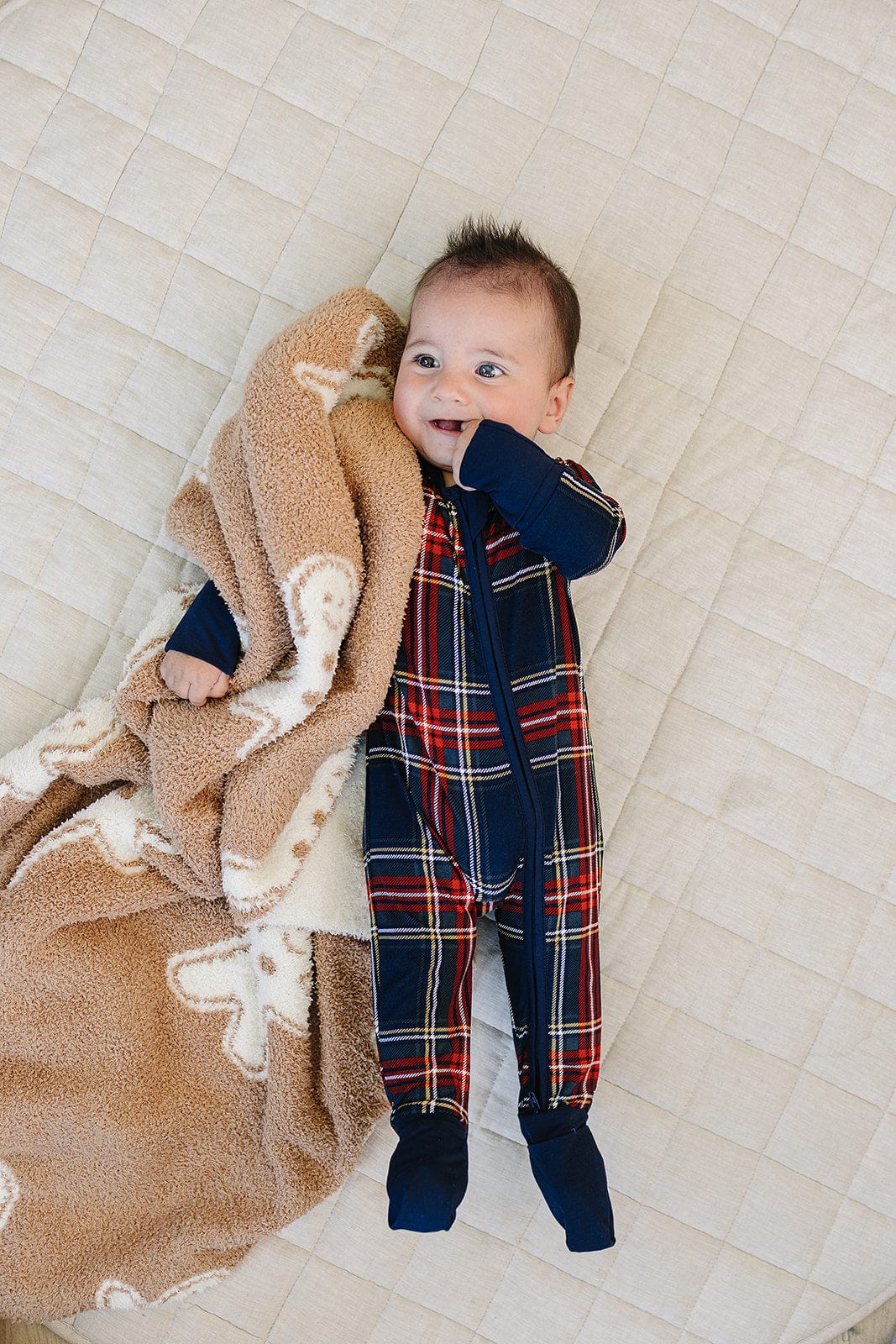 Gingerbread Plush Blanket - Image 5