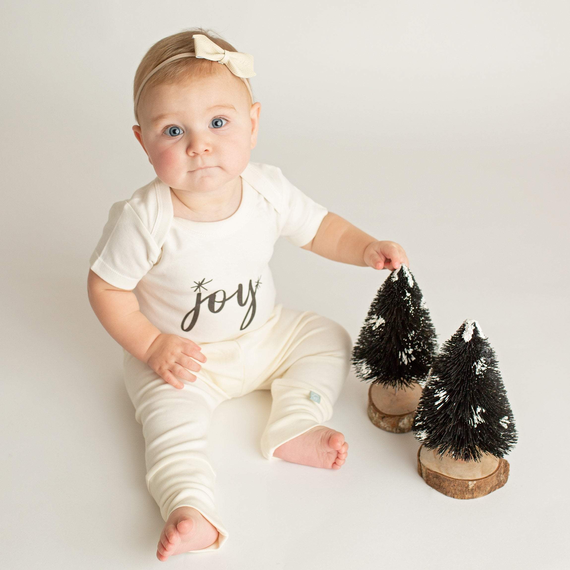 Graphic Bodysuit Set - Holiday 4 Pack + 1 Free - Image 3