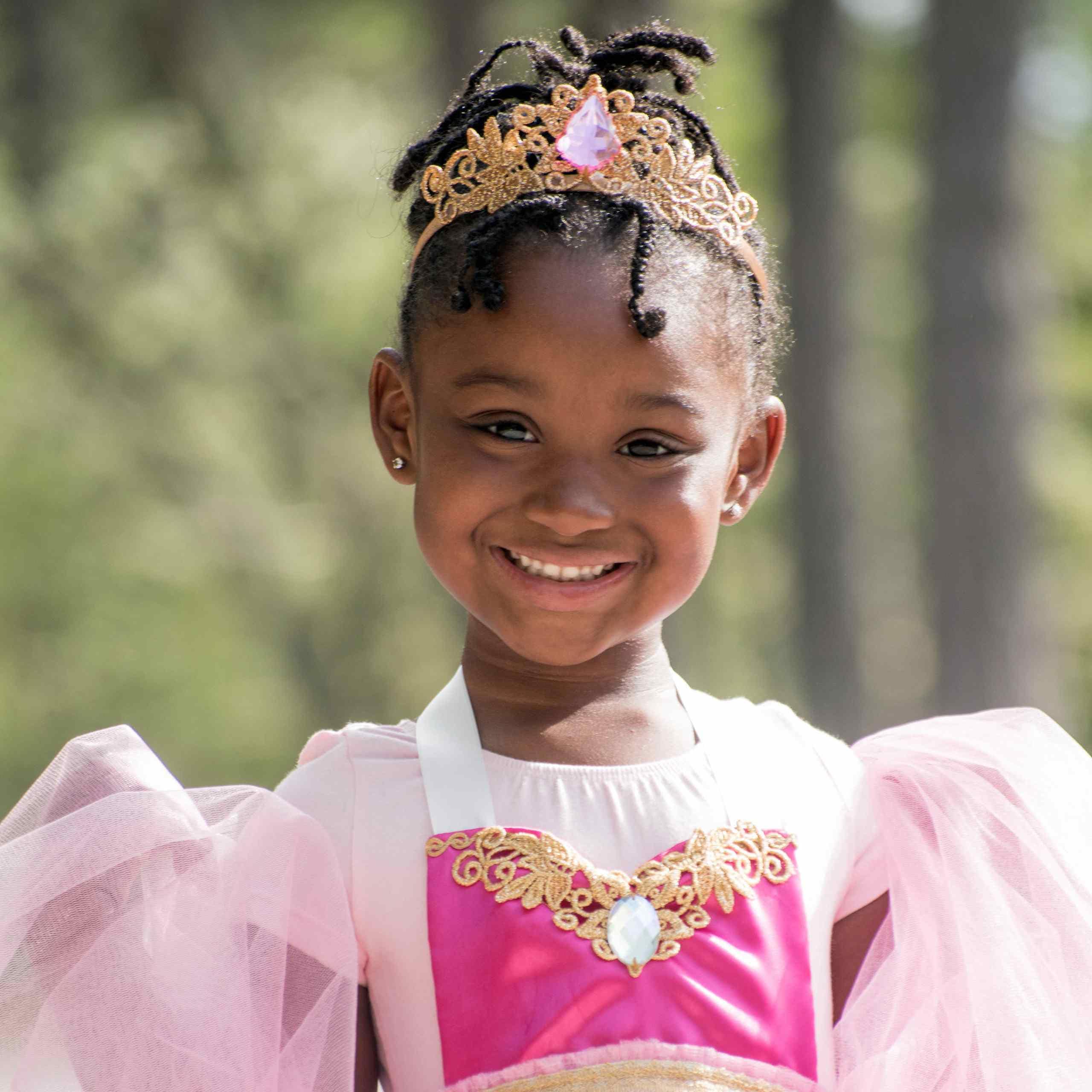 Heart of Gold Princess Crown - Pink - Image 4