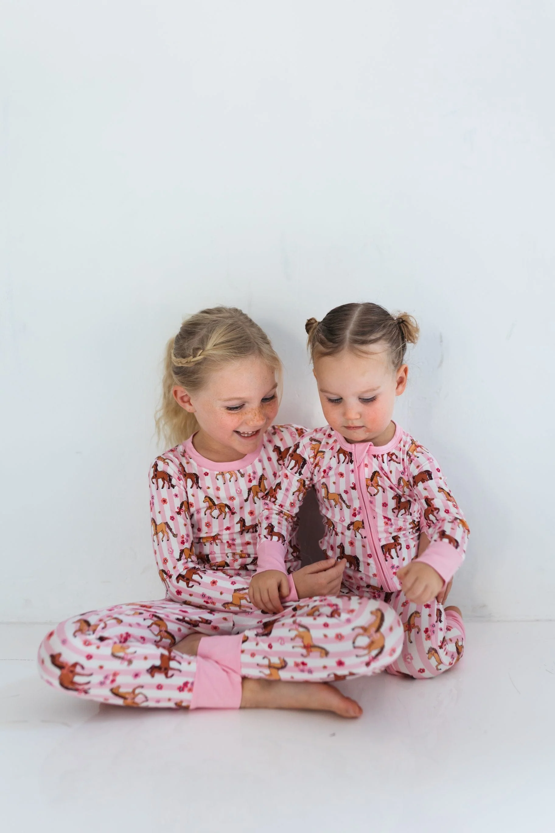 Bamboo Long Sleeve Pajama Set - Pink Pony - Image 4