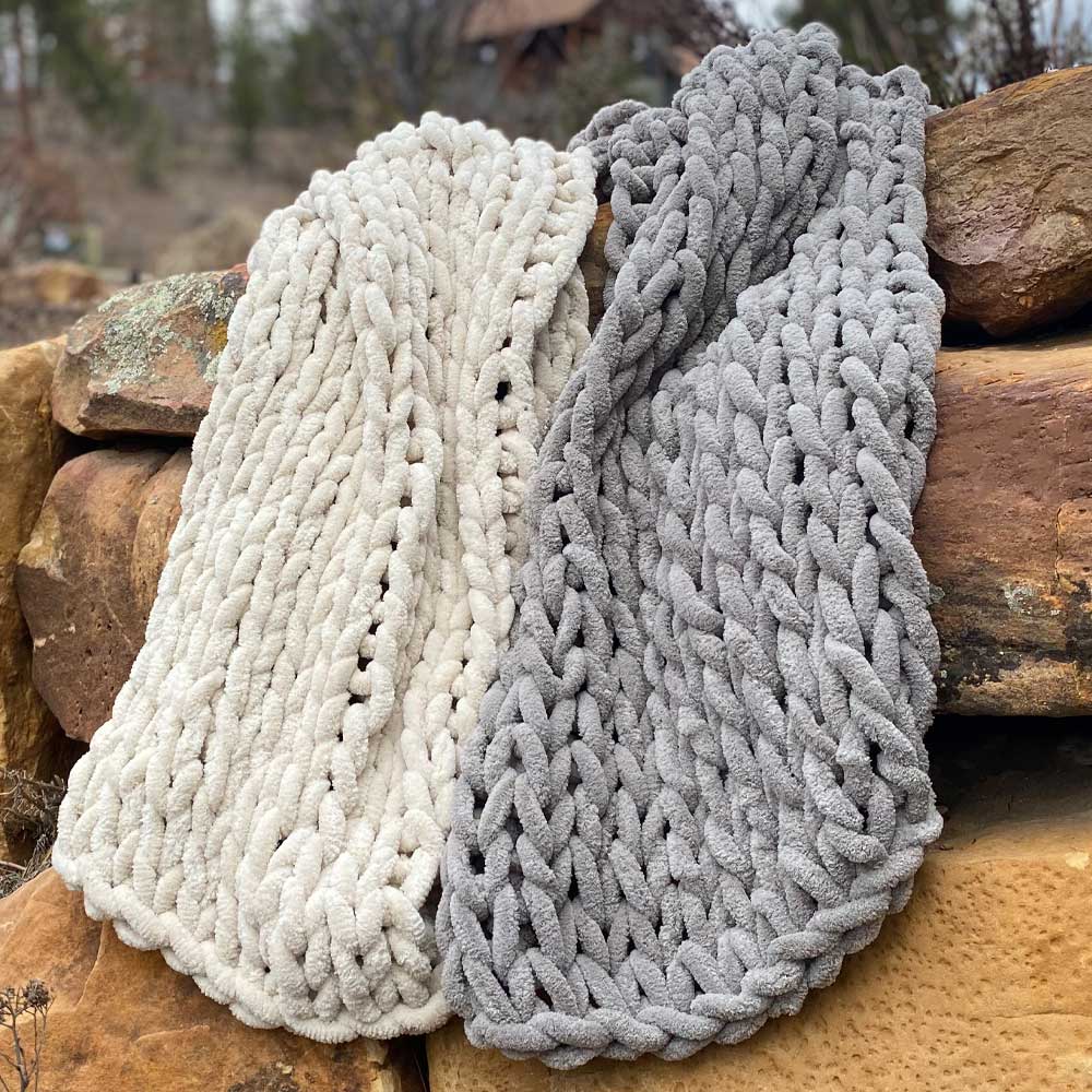 INFINITE CHUNKY KNIT BLANKET | MINKY | LITTLE - MIST - Image 8