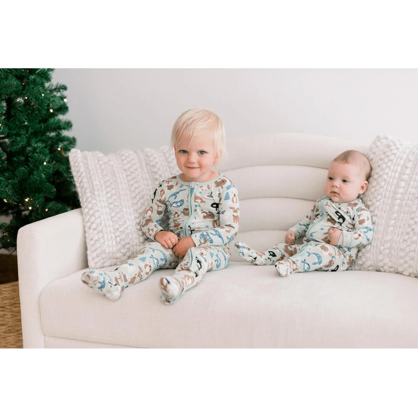 Bamboo Footie with 2-Way Zipper - Aloe Arctic Animals - Image 3