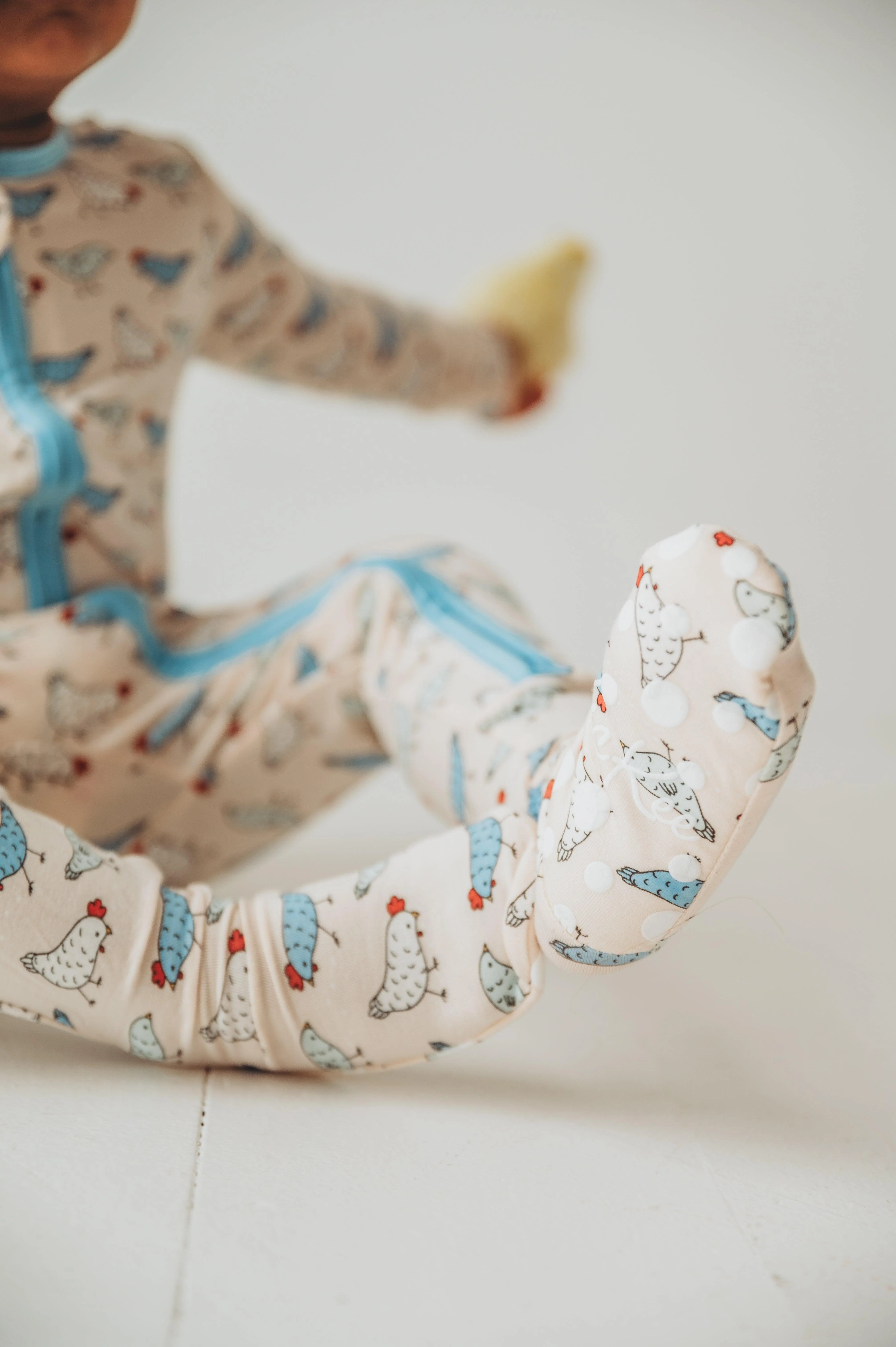 Bamboo Footie with 2-Way Zipper - Latte Chickens - Image 4