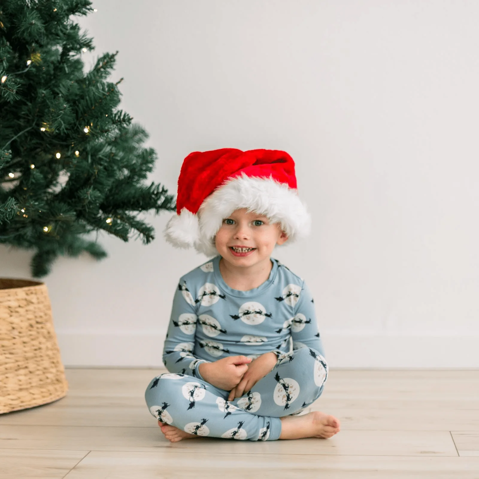 Bamboo Long Sleeve Pajama Set - Stormy Sea Santa's Sleigh - Image 3