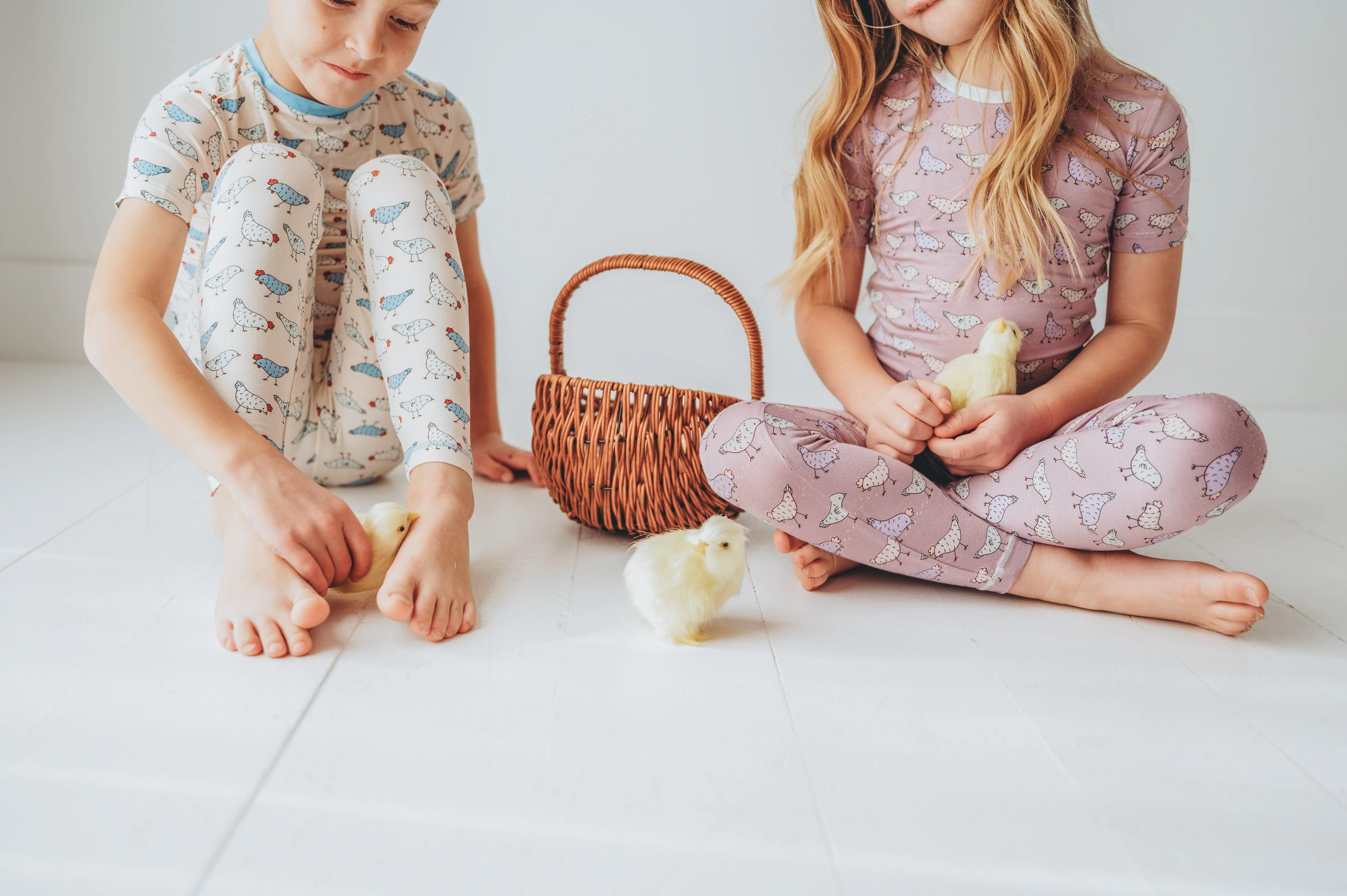 Bamboo Short Sleeve Pajama Set - Lavender Chickens - Image 11