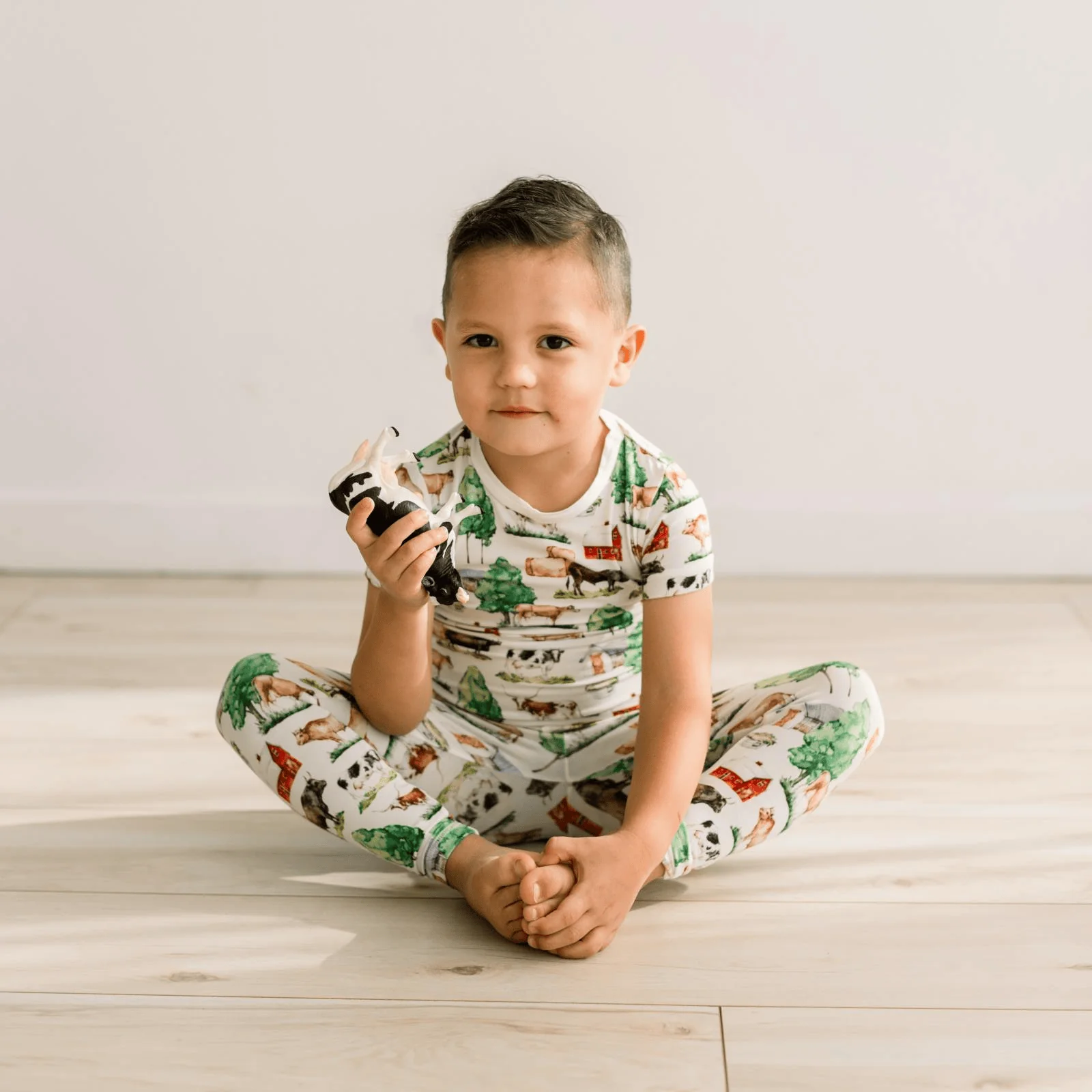 Bamboo Short Sleeve Pajama Set - Natural Grazing Cows - Image 2