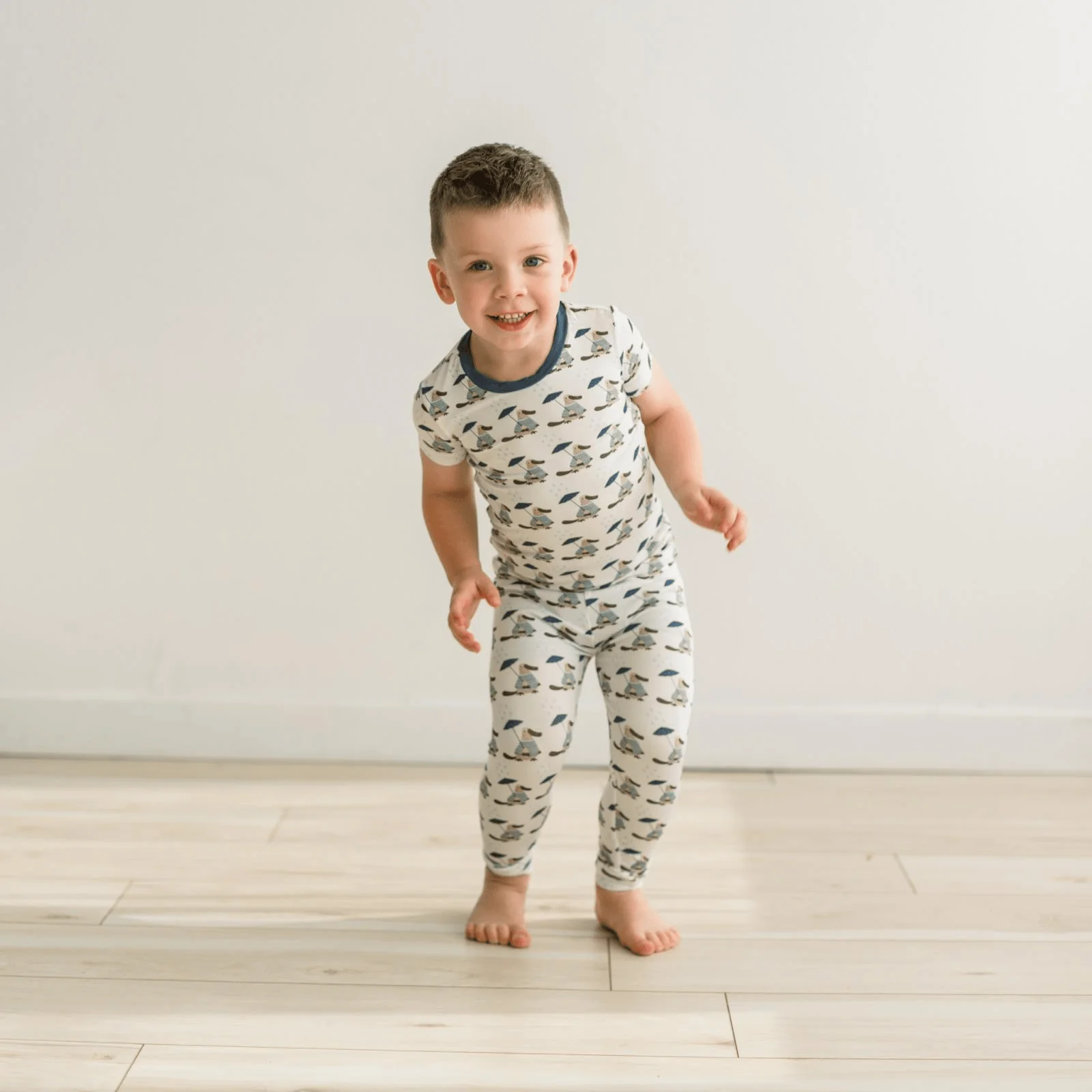 Bamboo Short Sleeve Pajama Set - Natural Rainy Day Platypus - Image 3