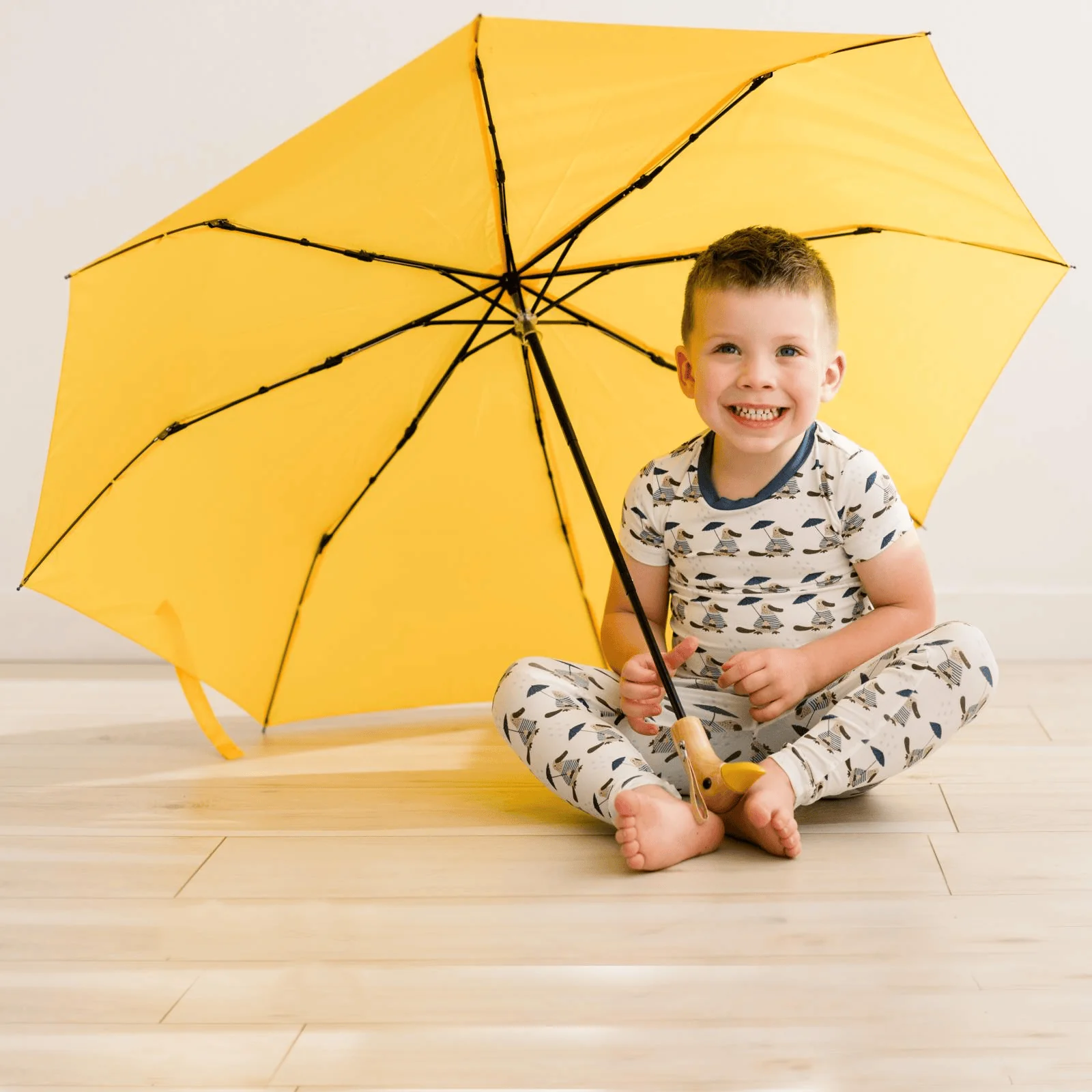 Bamboo Short Sleeve Pajama Set - Natural Rainy Day Platypus - Image 5
