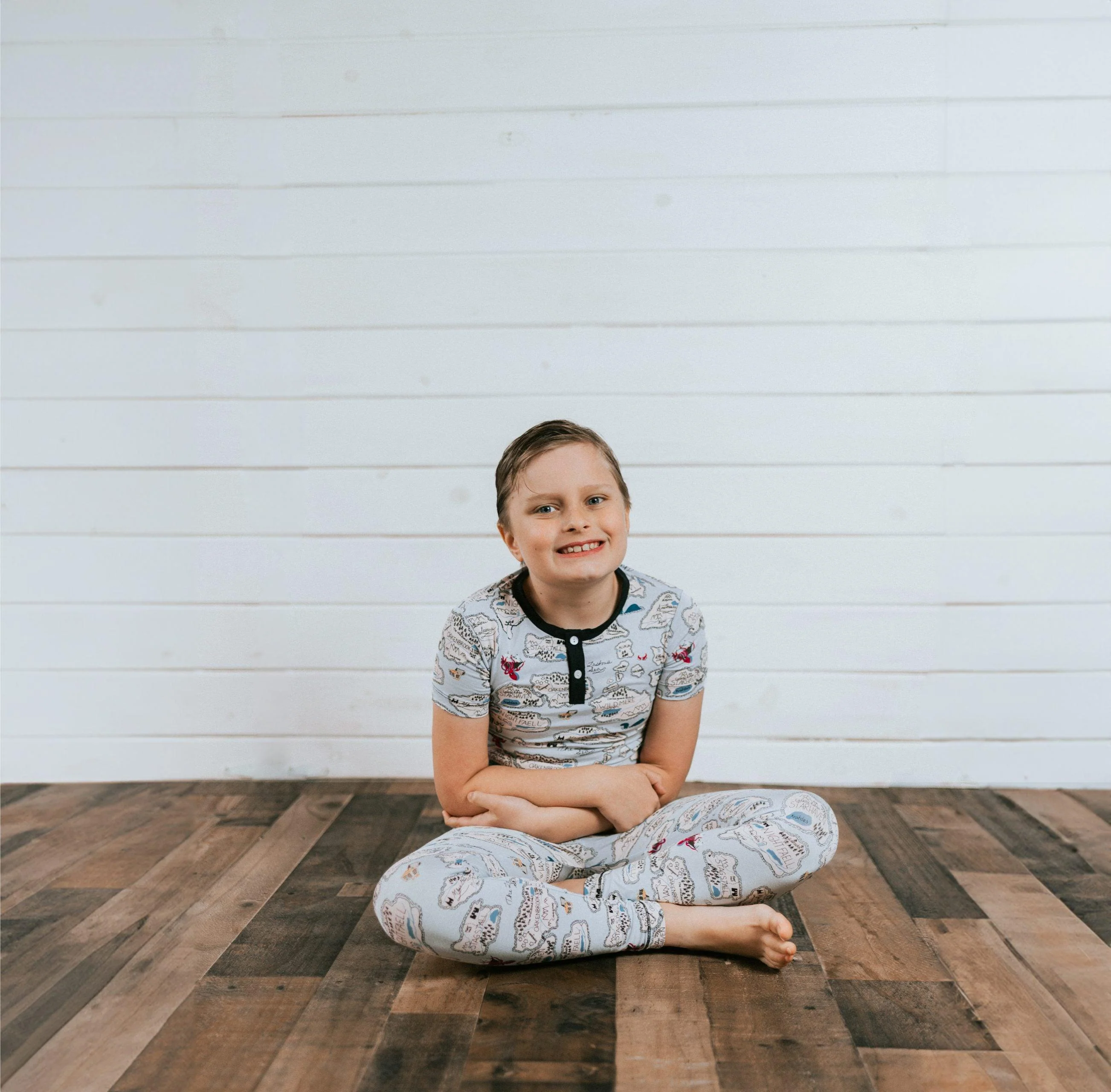 Boy's Print Bamboo Short Sleeve Henley Pajama Set - Dew Pirate Map - Image 5