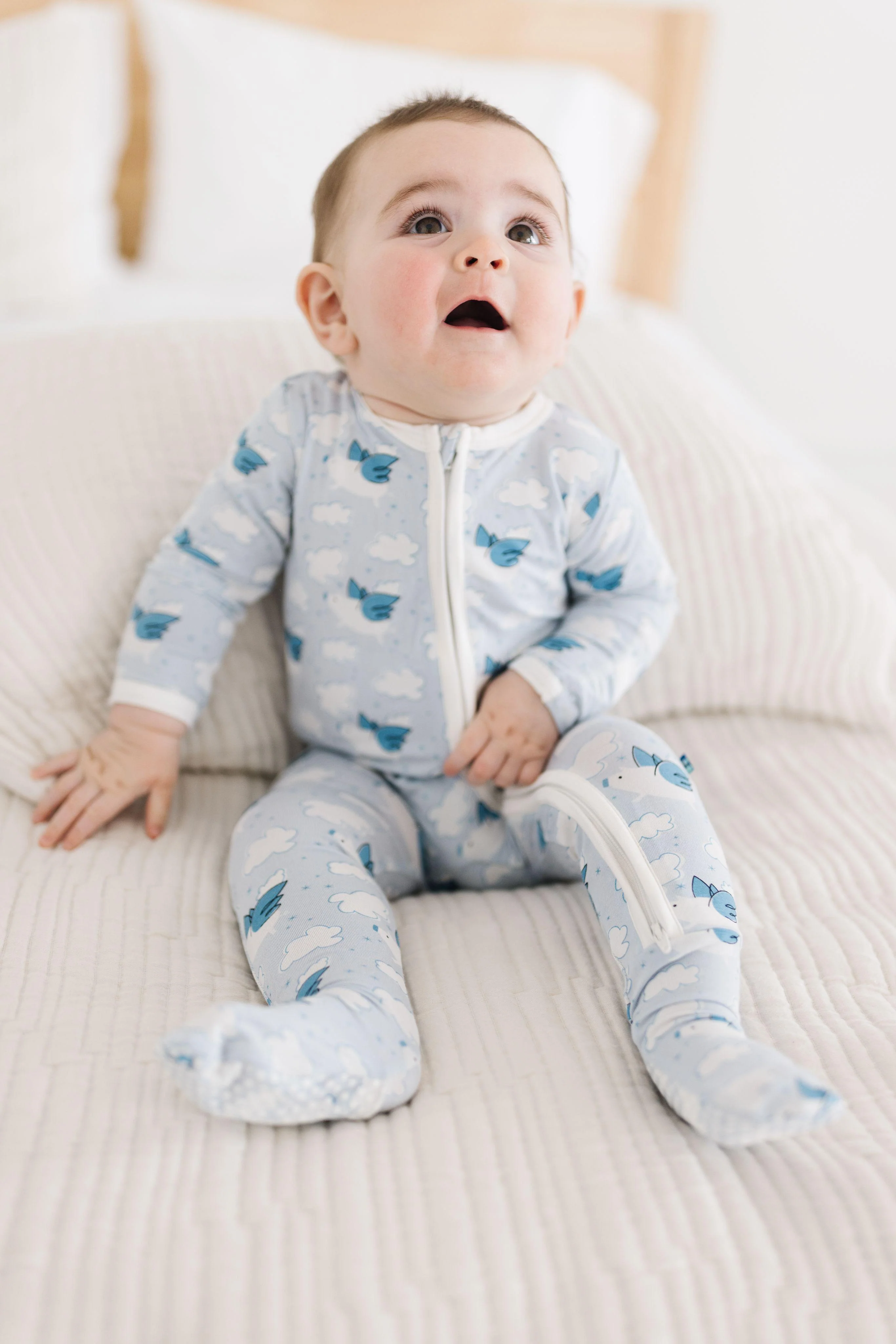 Boy's Print Bamboo Footie with 2-Way Zipper - Dew Flying Pigs - Image 3
