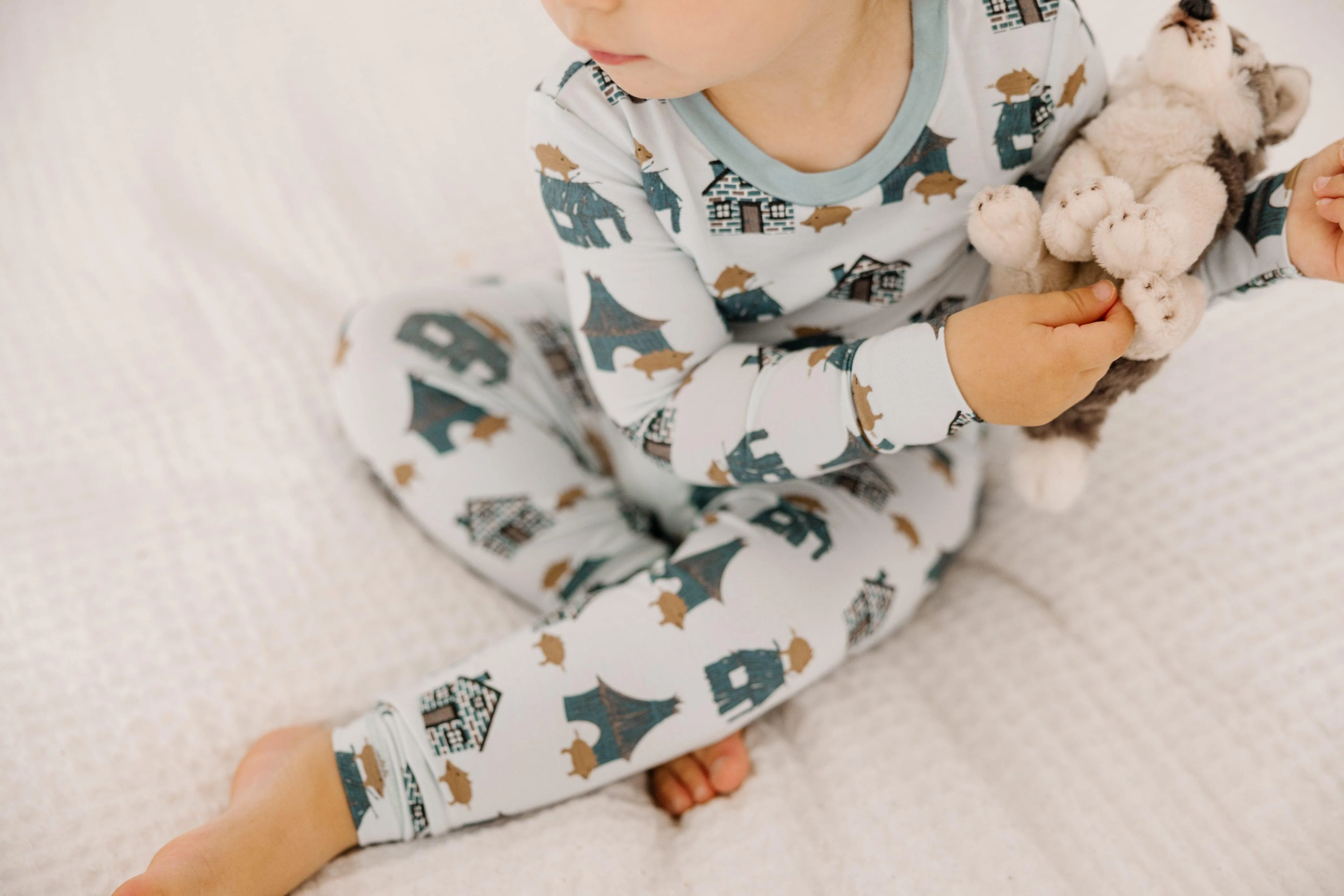 Bamboo Long Sleeve Pajama Set - Illusion Blue Three Little Pigs - Image 3