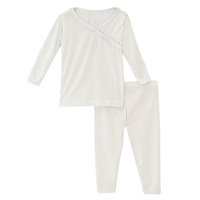 Girl's Solid Bamboo Long Sleeve Scallop Kimono Pajama Set - Natural