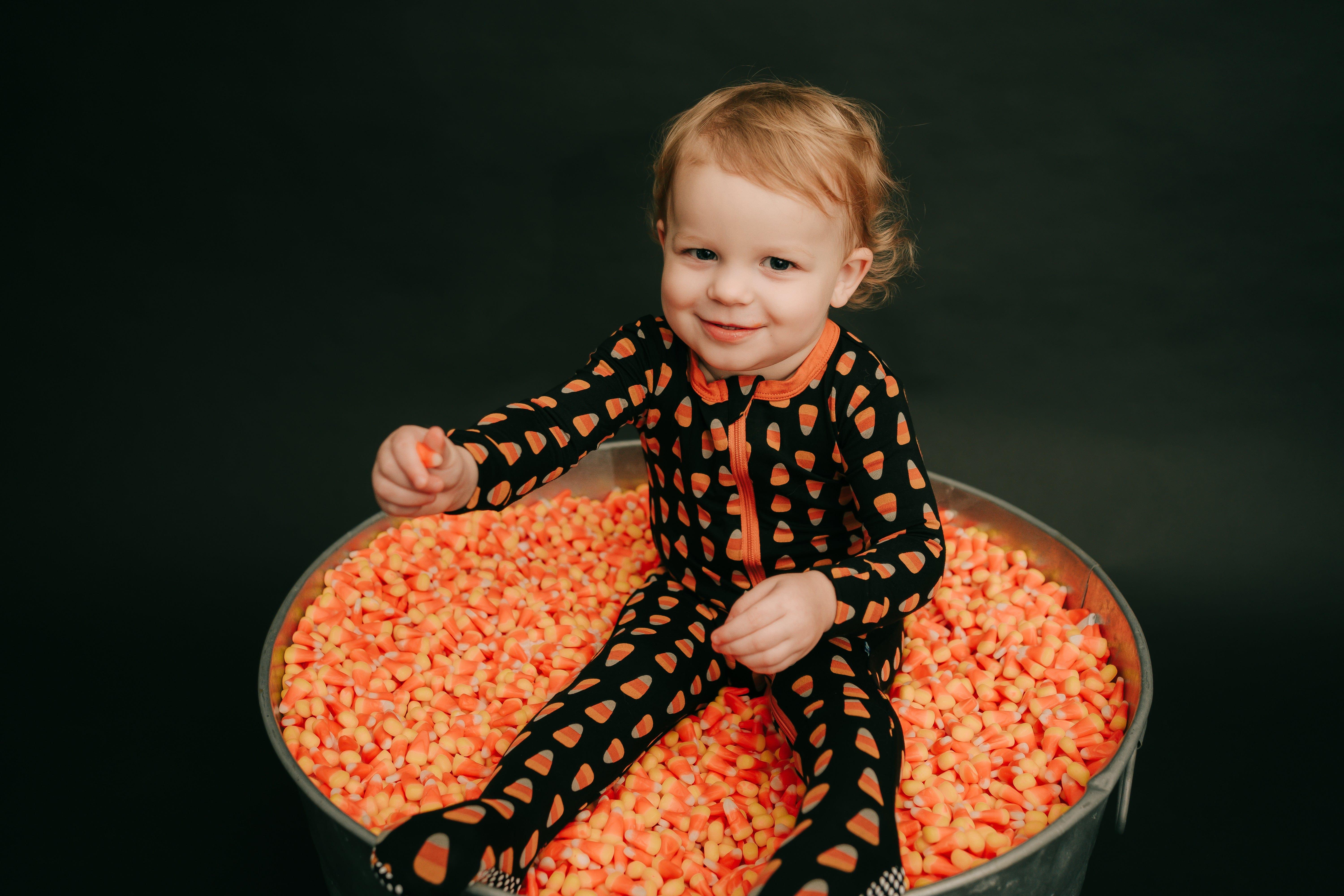 Print Bamboo Footie with 2-Way Zipper - Midnight Candy Corn - Image 2