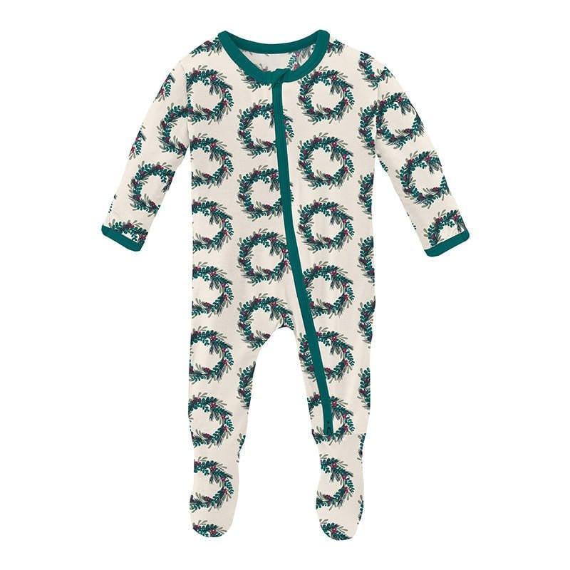 Print Bamboo Footie with 2-Way Zipper - Natural Holiday Wreath