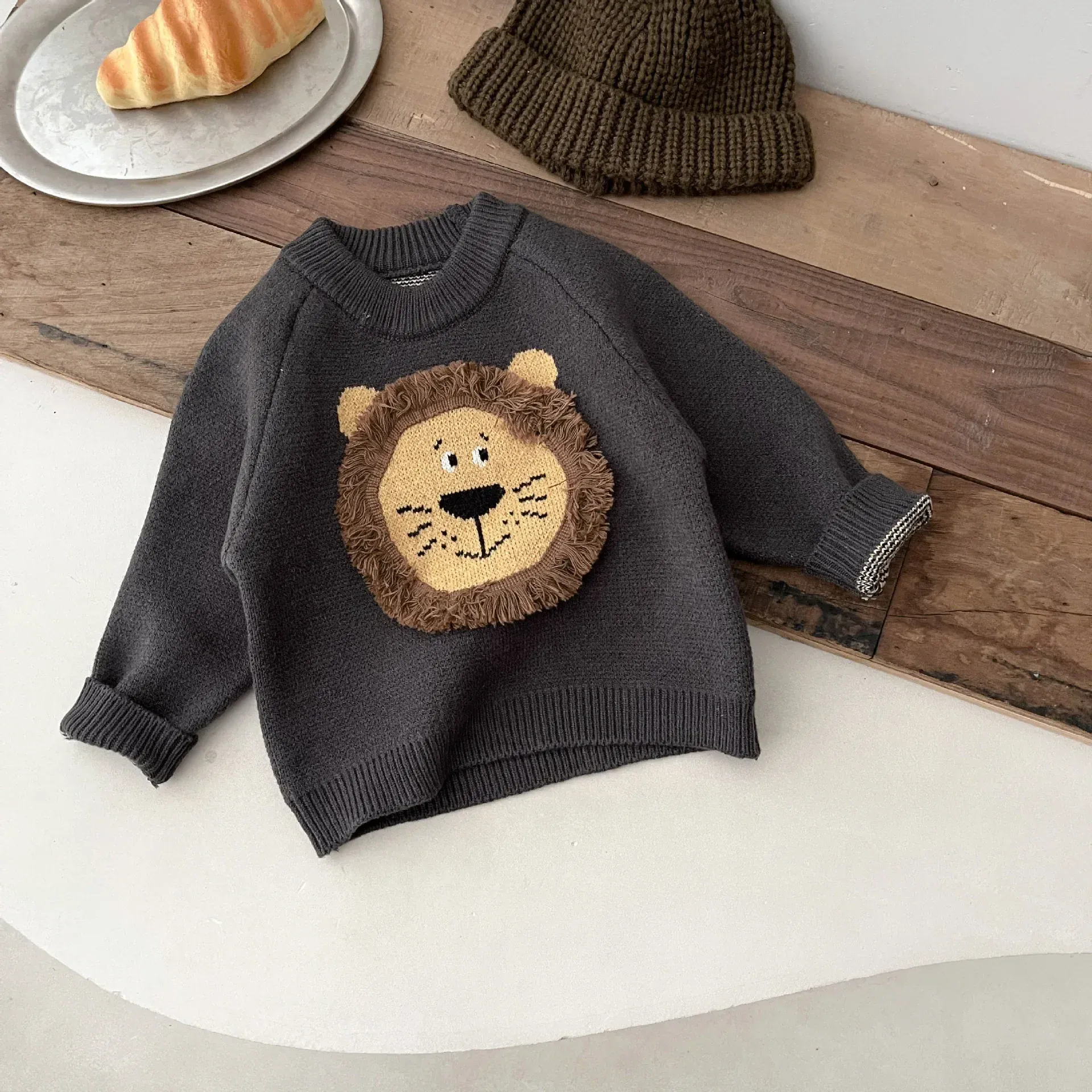 Knitted Round Neck Lion Sweater - Image 2