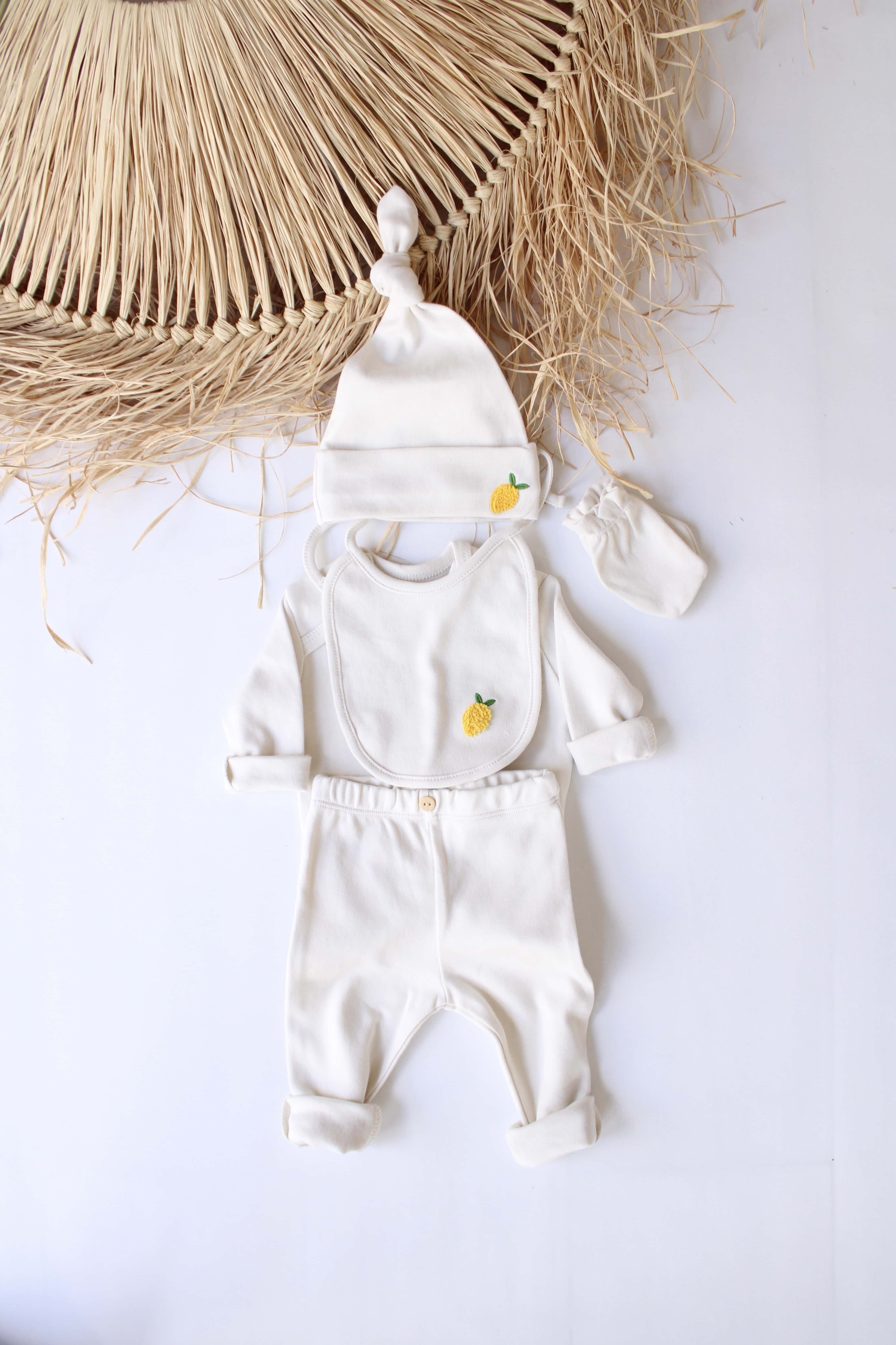Lemon Patterned 5 Piece Newborn Set - Image 3