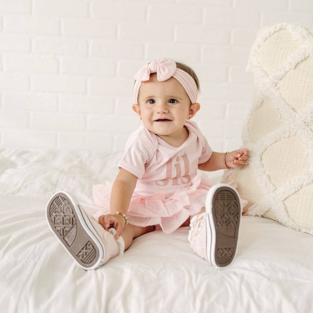 Lil Sis Short Sleeve Bodysuit - Pregnancy Announcement - Image 3