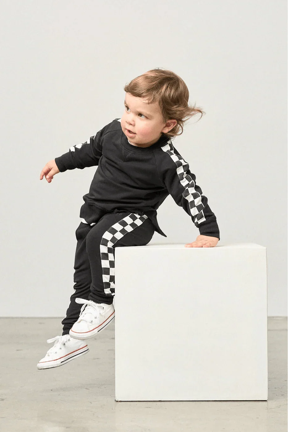 Stripe Checkered Pullover - Black - Image 5