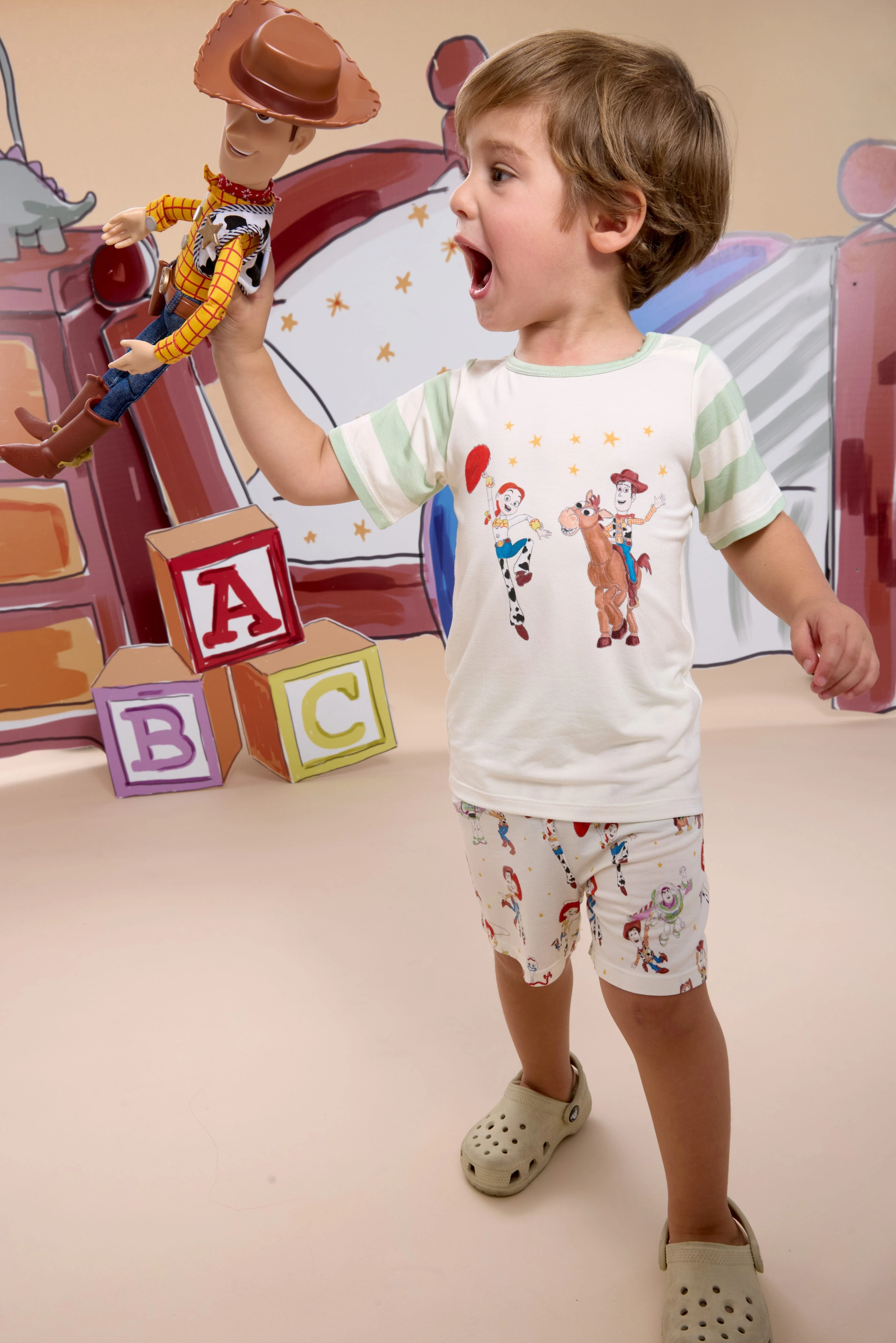 Magnetic Top and Shorts Set - Toy Story Woody & Friends - Image 2