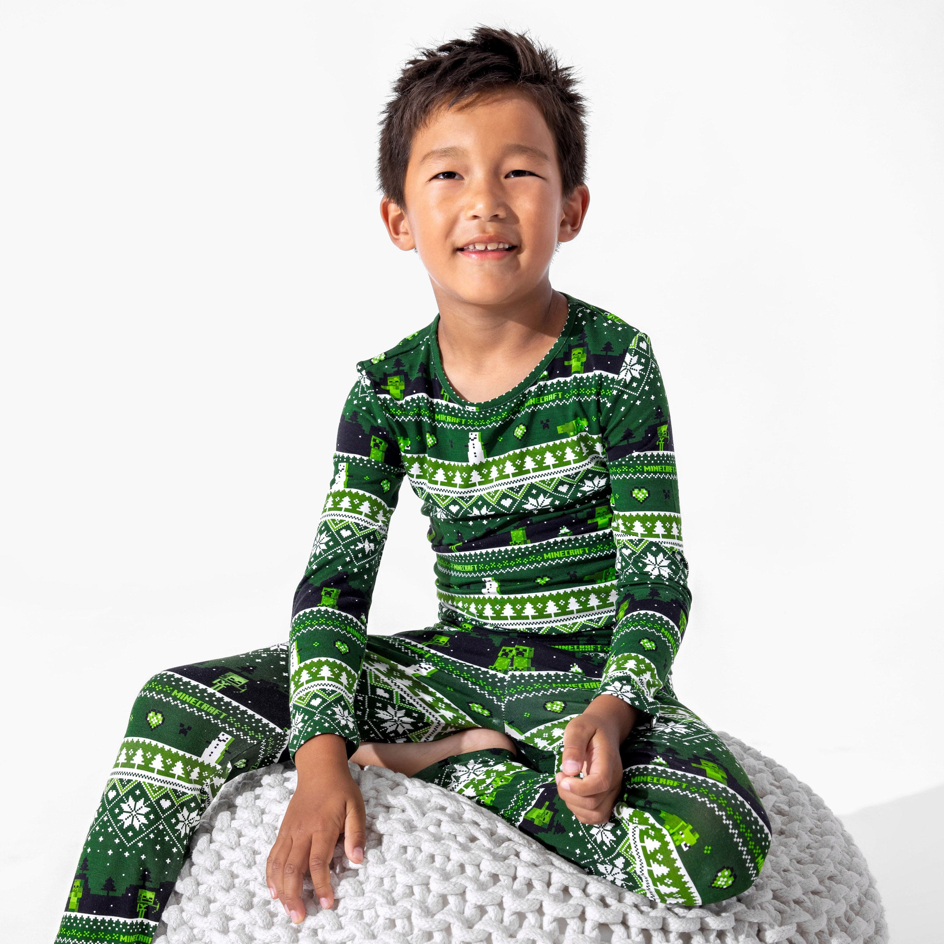 Bamboo Long Sleeve Pajama Set - Minecraft Christmas - Image 2