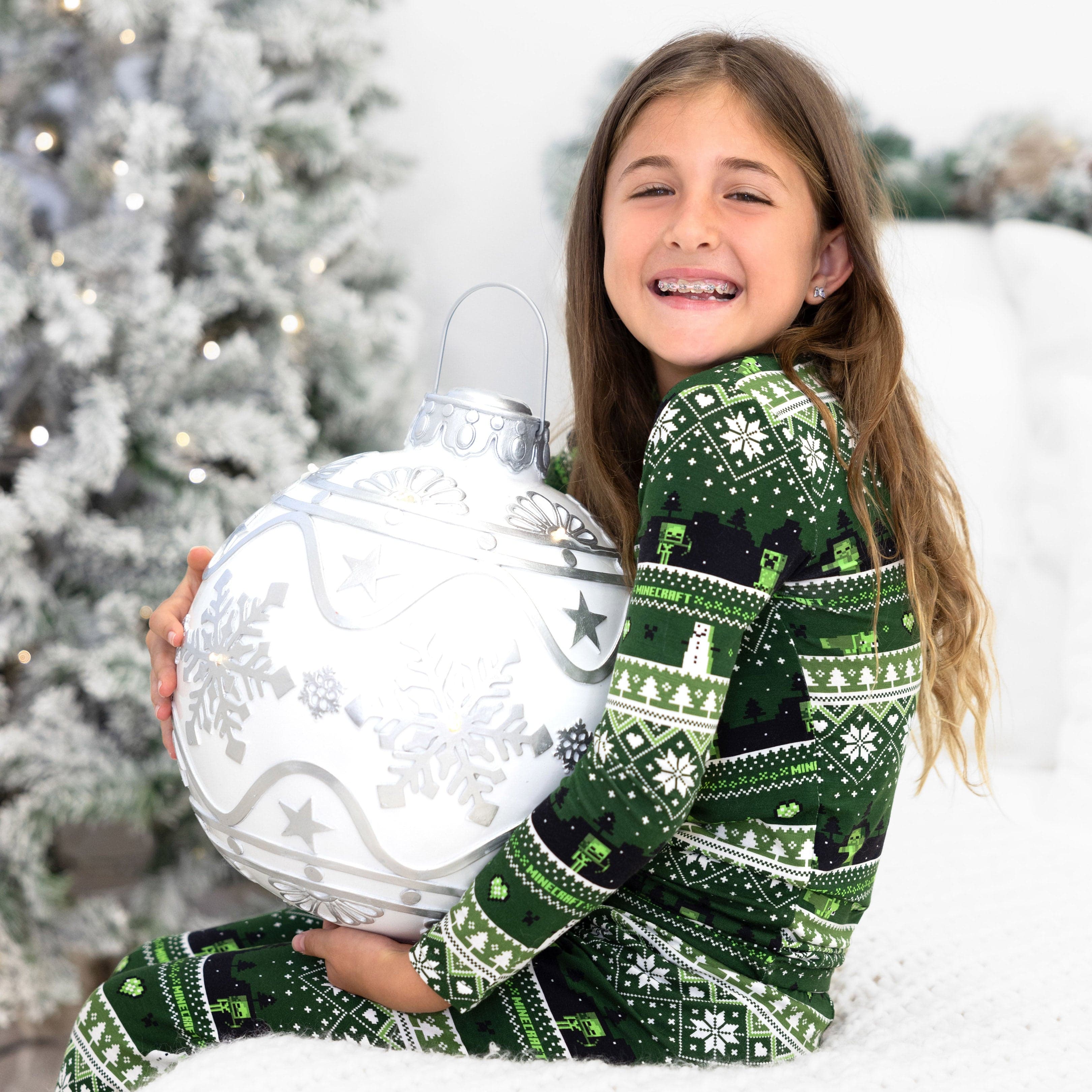 Bamboo Long Sleeve Pajama Set - Minecraft Christmas - Image 4