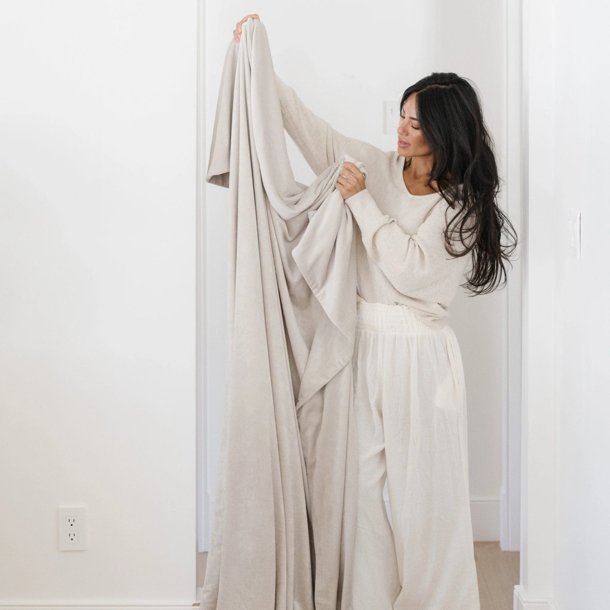 Minky Stretch XL Throw Blankets - Image 15