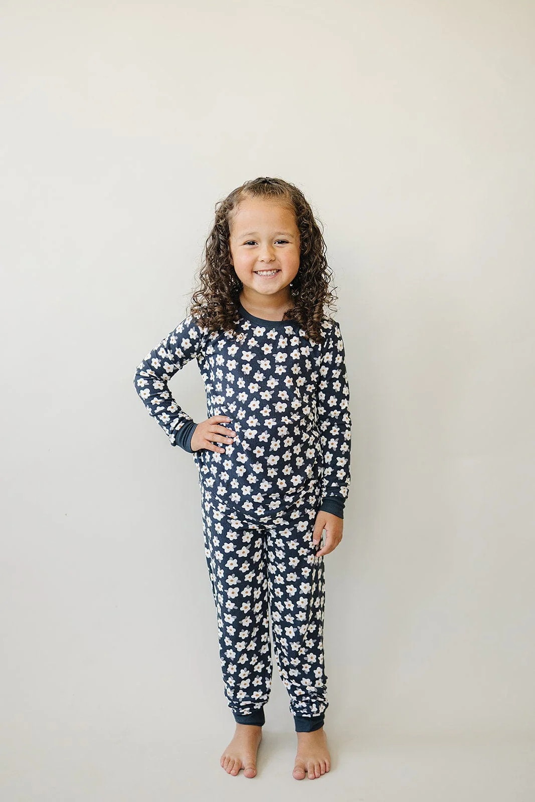 Navy Daisy Ribbed Bamboo Cozy Set - Image 2