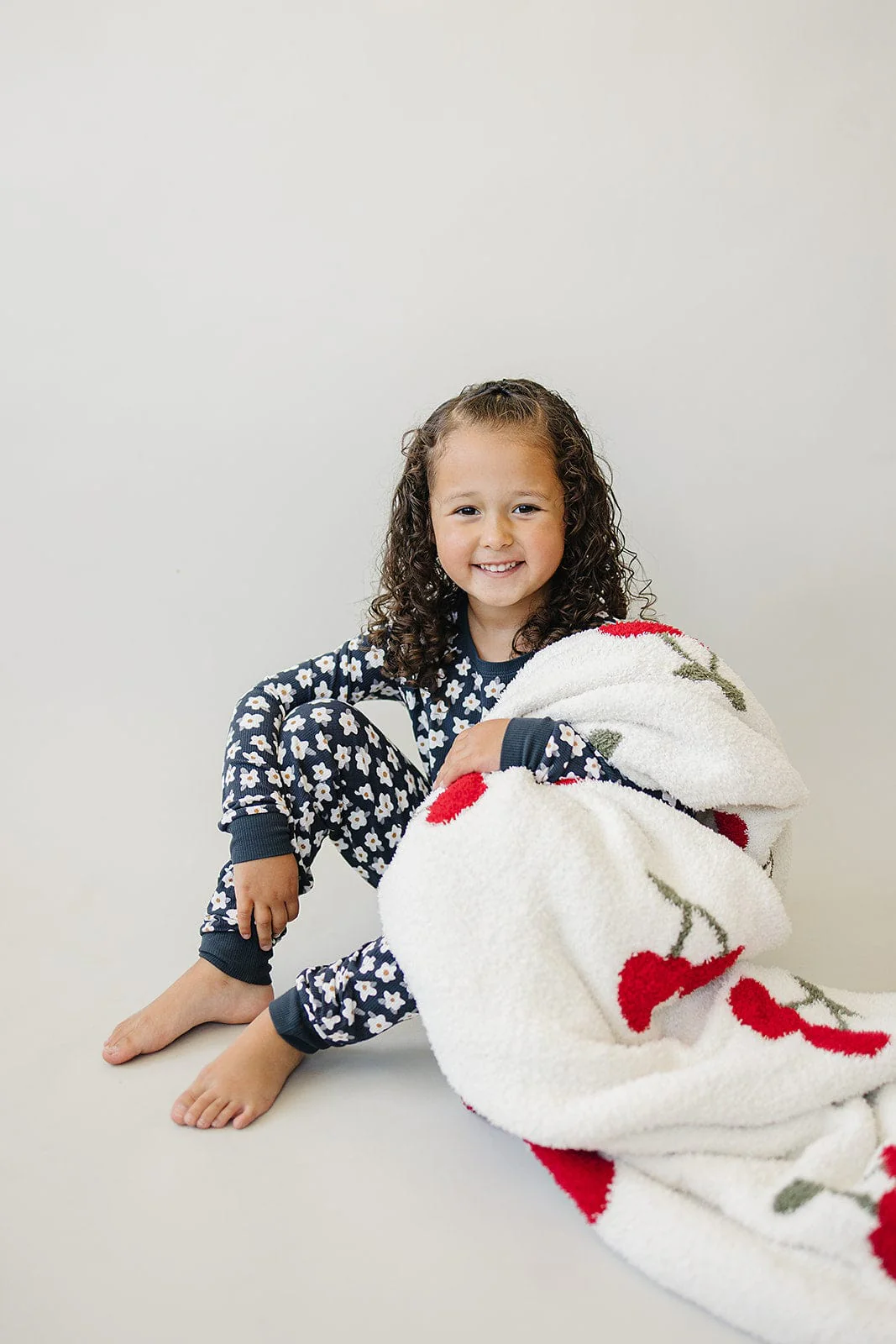 Navy Daisy Ribbed Bamboo Cozy Set - Image 5